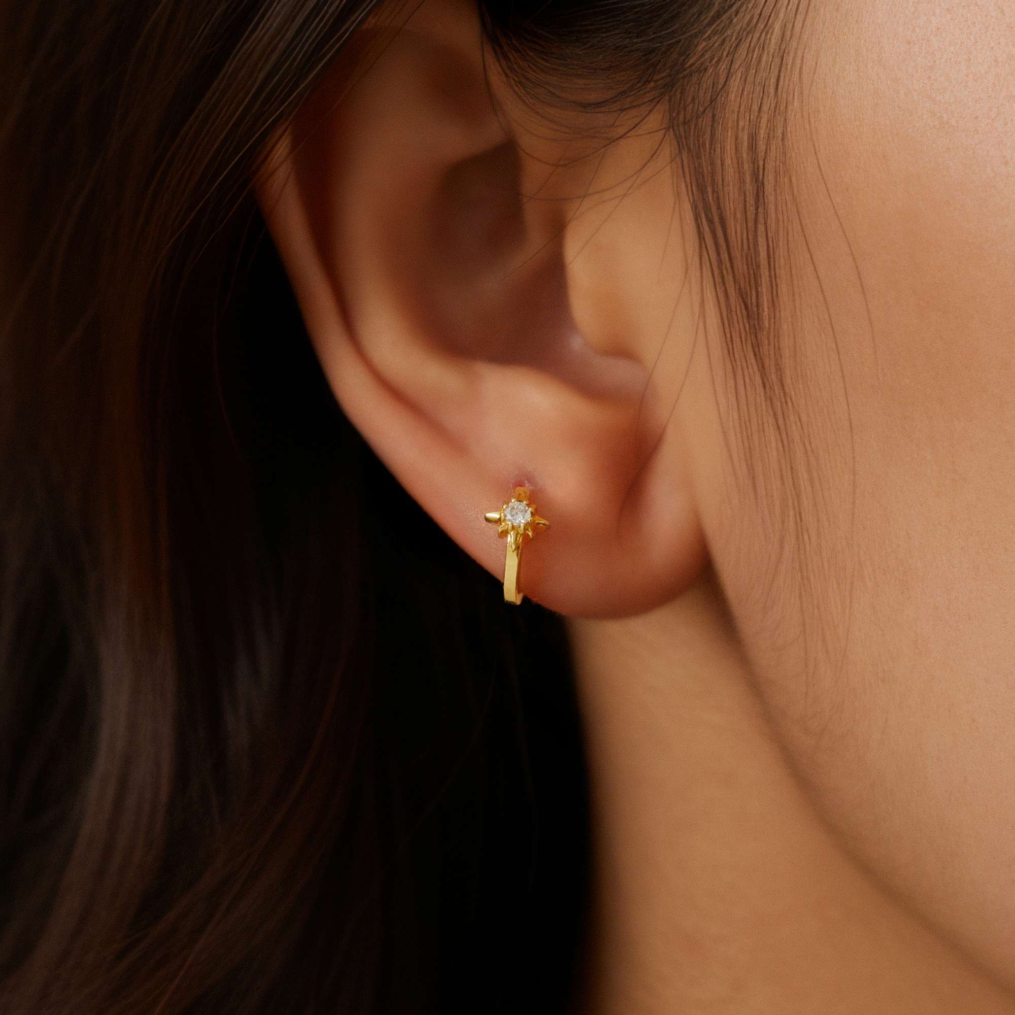 Khuyên Tai Hoop Bạc 925 Sao 8 Cánh Đính Đá - ODE362