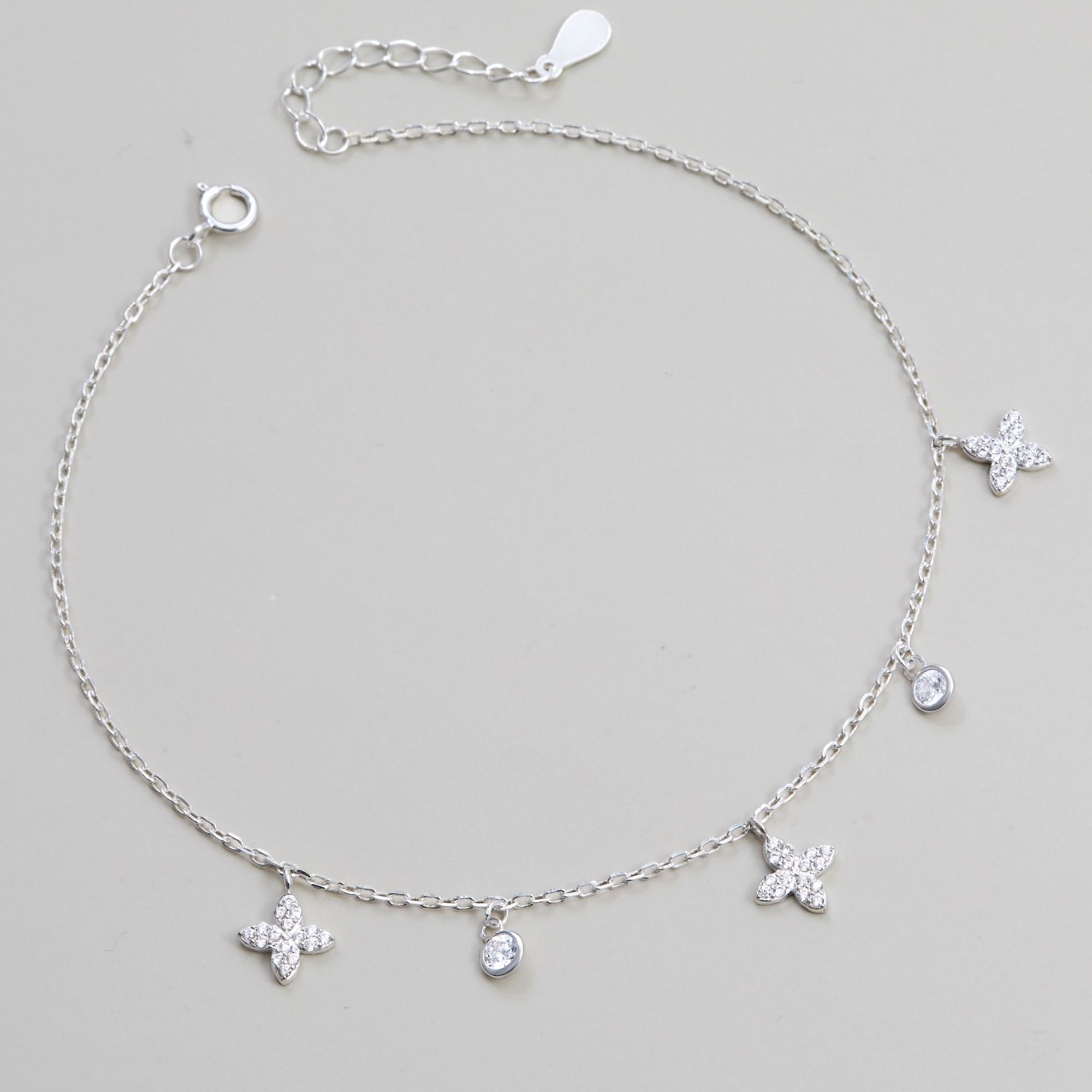 Quà Tặng 8/3 Lắc Chân Bạc 925 Charm Cỏ 4 Lá/ Sao 4 Cánh Xen Kẽ Charm Tròn Đính Đá - VCA500