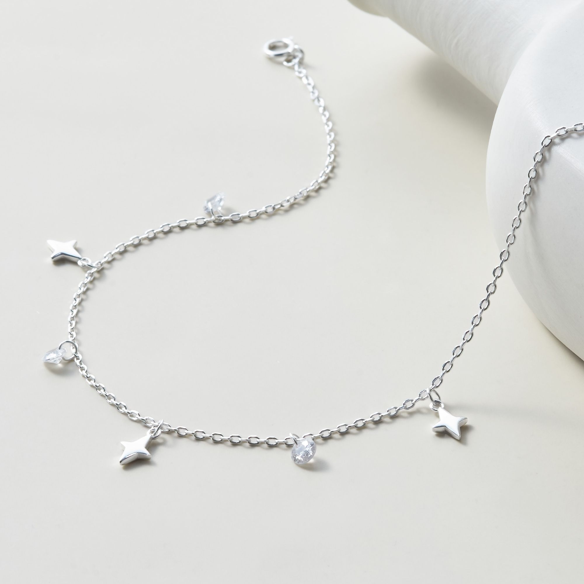 Quà Tặng 8/3 Lắc Chân Bạc 925 Charm Cỏ 4 Lá/ Sao 4 Cánh Xen Kẽ Charm Tròn Đính Đá - VCA501