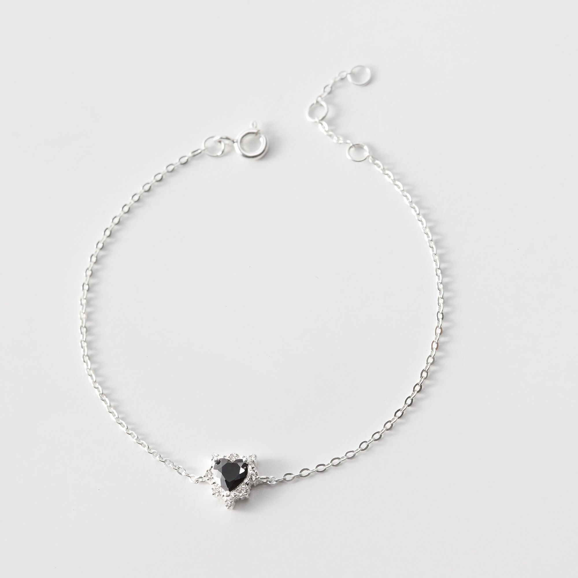 Lắc Tay Bạc 925 Hình Trái Tim Nhỏ Đính Đá Đen - Tiny Heart - VCB11