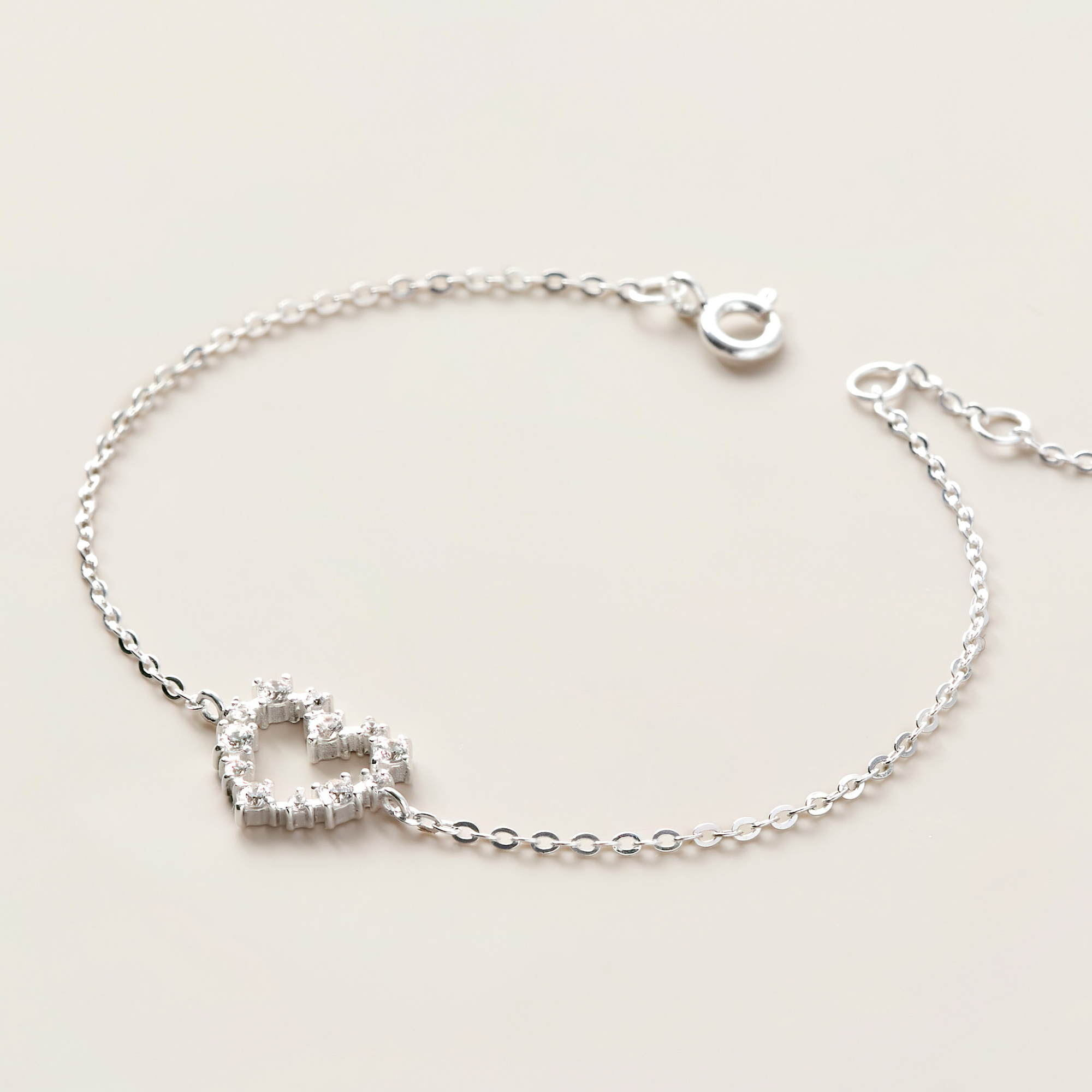 Quà Tặng 8/3 Lắc Tay Bạc 925 Hình Trái Tim Nhỏ Đính Đá Viền - Tiny Heart - VCB12