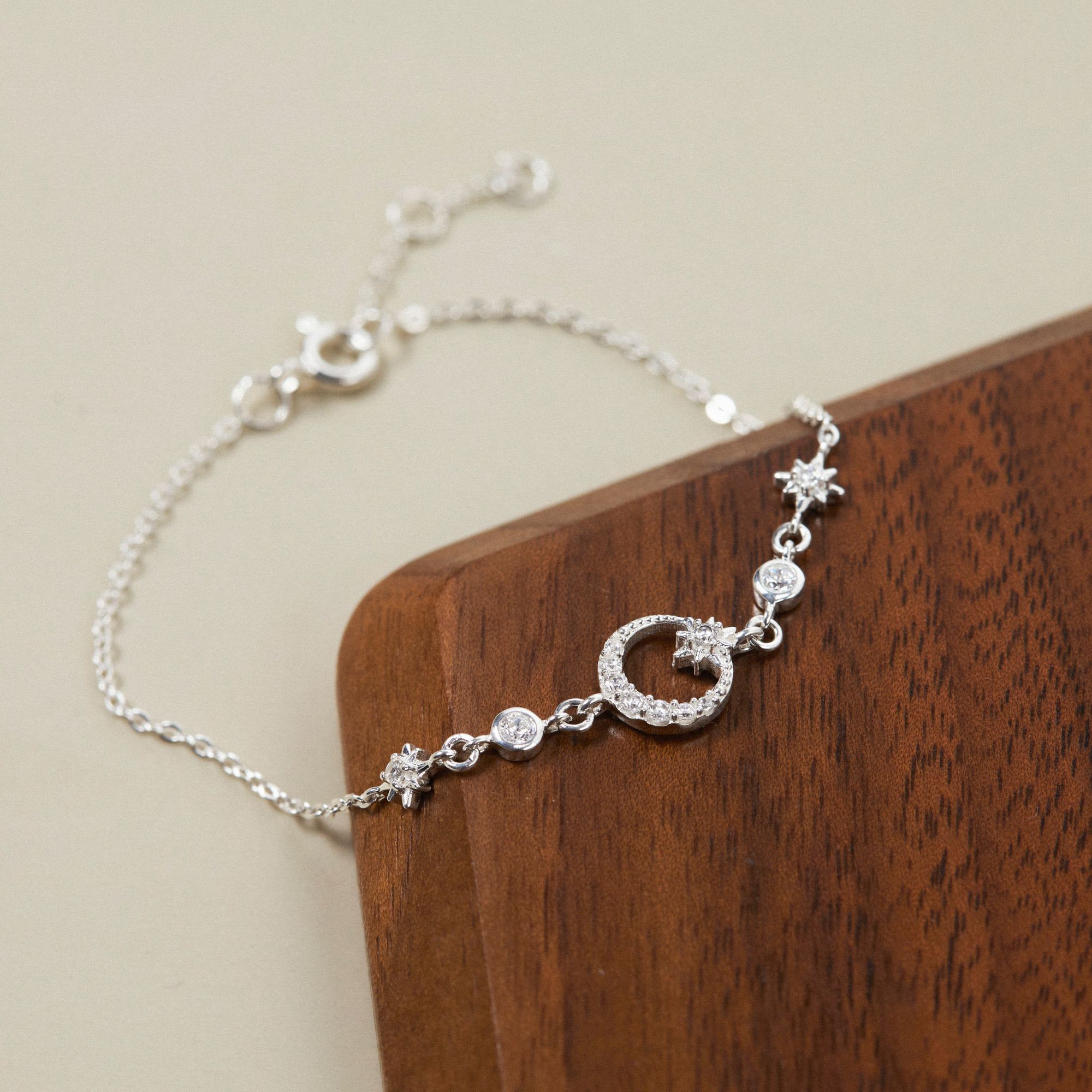 Lắc Tay Bạc 925 Hình Trăng Sao Đính Đá Xen Kẽ Moon Star Bracelet - VCB18