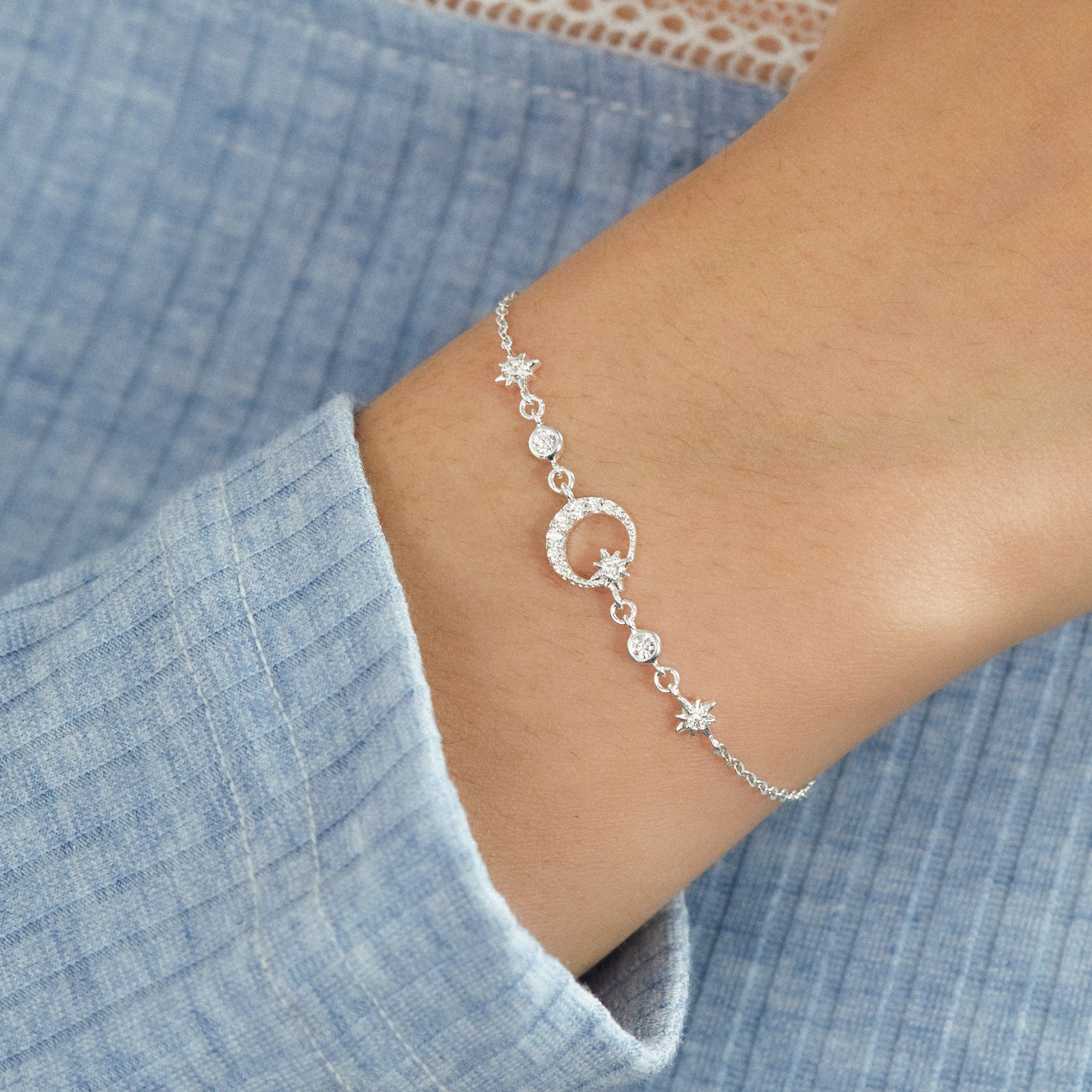 Lắc Tay Bạc 925 Hình Trăng Sao Đính Đá Xen Kẽ Moon Star Bracelet - VCB18