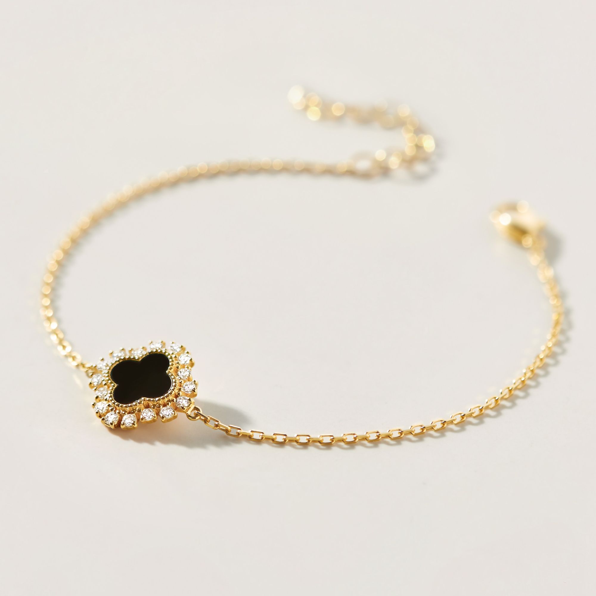 Quà Tặng 8/3 Vòng Tay Bạc 925 Cỏ 4 Lá Đá Onyx Đen 4 Leaf Clover - VCB36