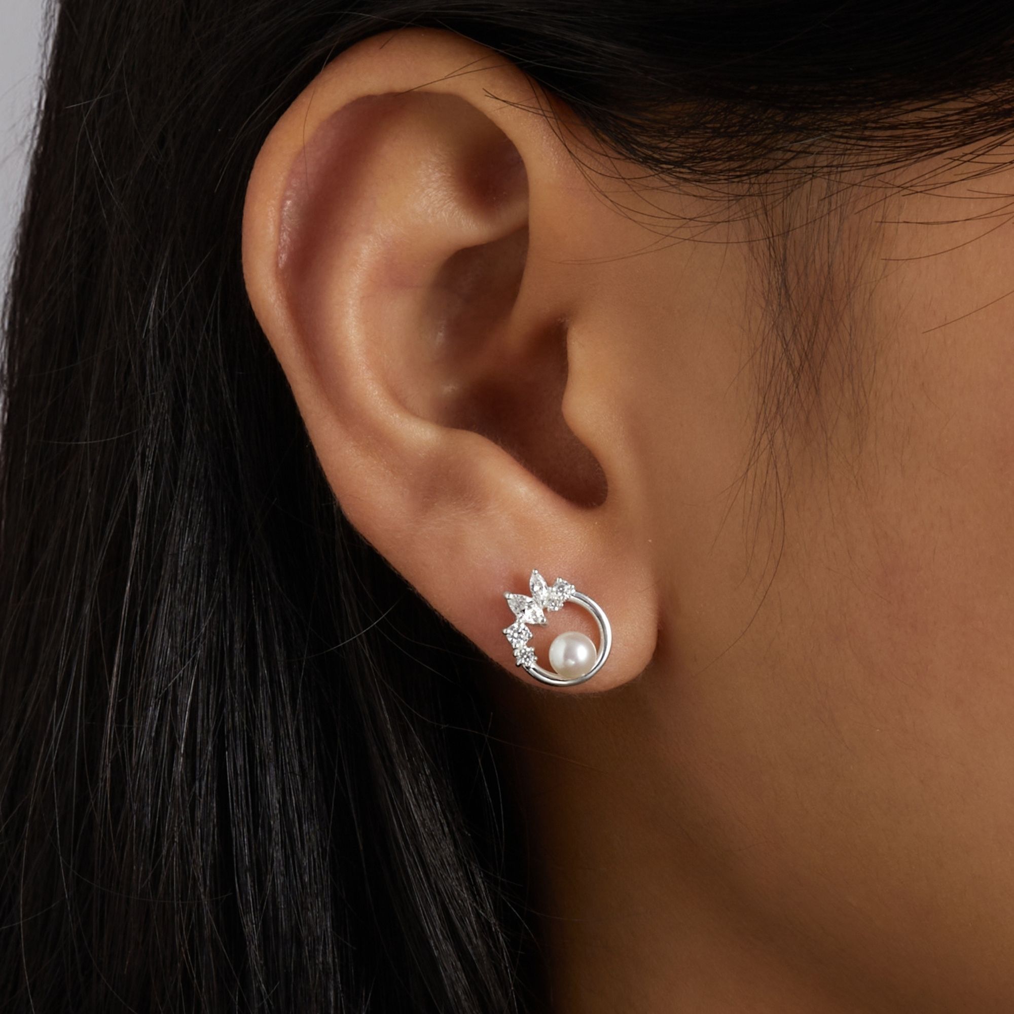 Hoa Tai Bạc 925 Hình Ngọc Trai Đính Đá Viền Vòng Tròn CARA LUNA - Pearl Stone Circle - VCE26