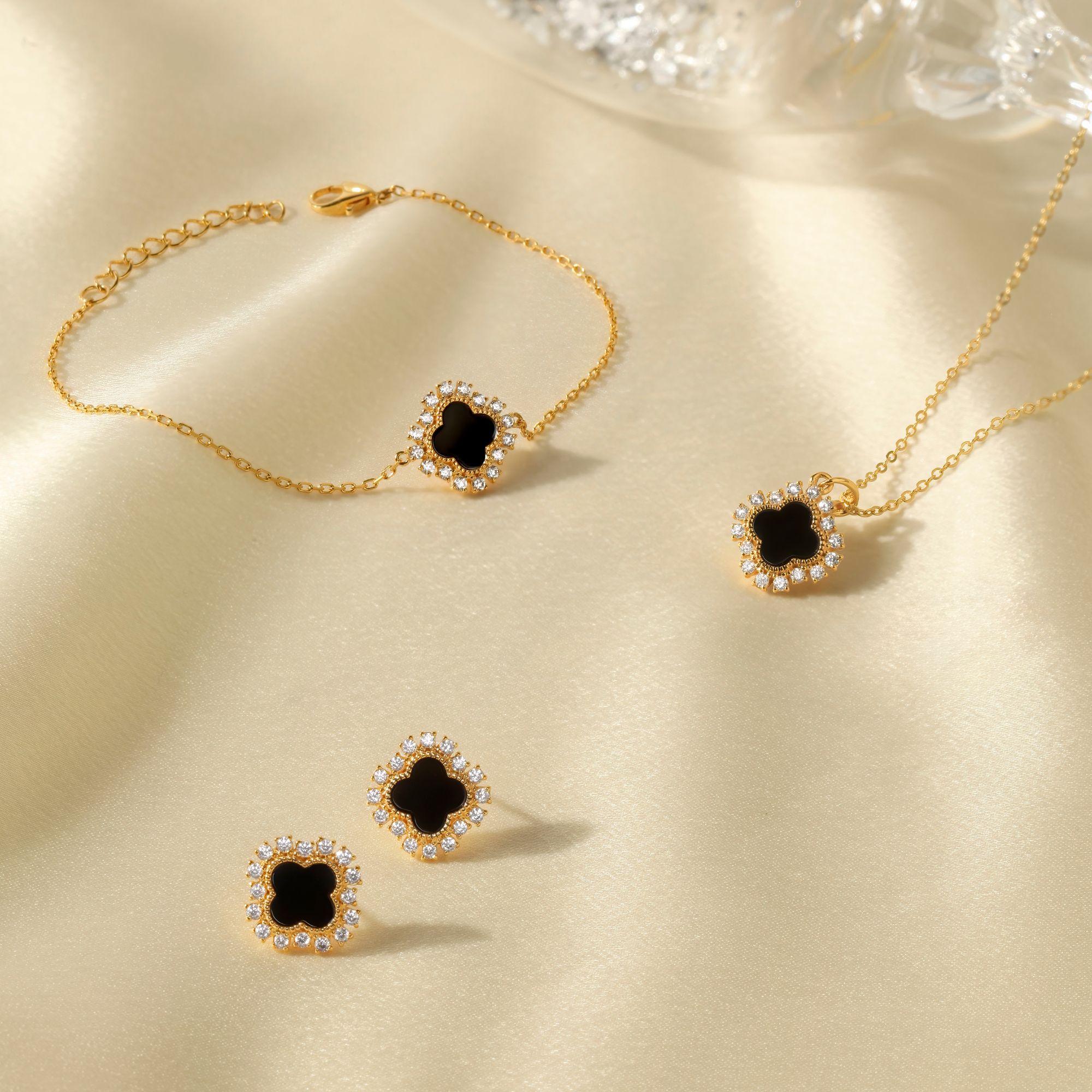 Bông Tai Bạc 925 Cỏ 4 Lá Đá Onyx Đen 4 Leaf Clover - VCE36