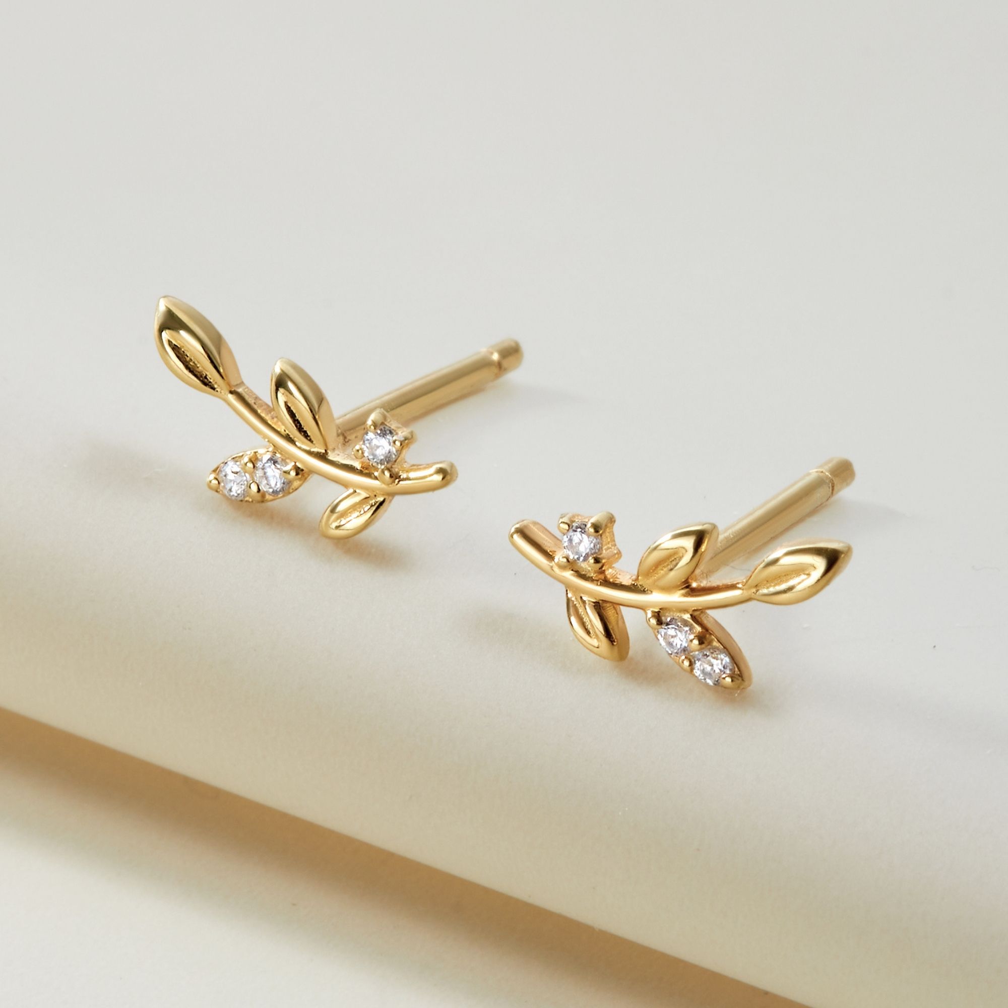 (1 cái) Khuyên Vành Tai Bạc 925 Lá Nguyệt Quế Đính Đá Laurel Studs - VCE41-L