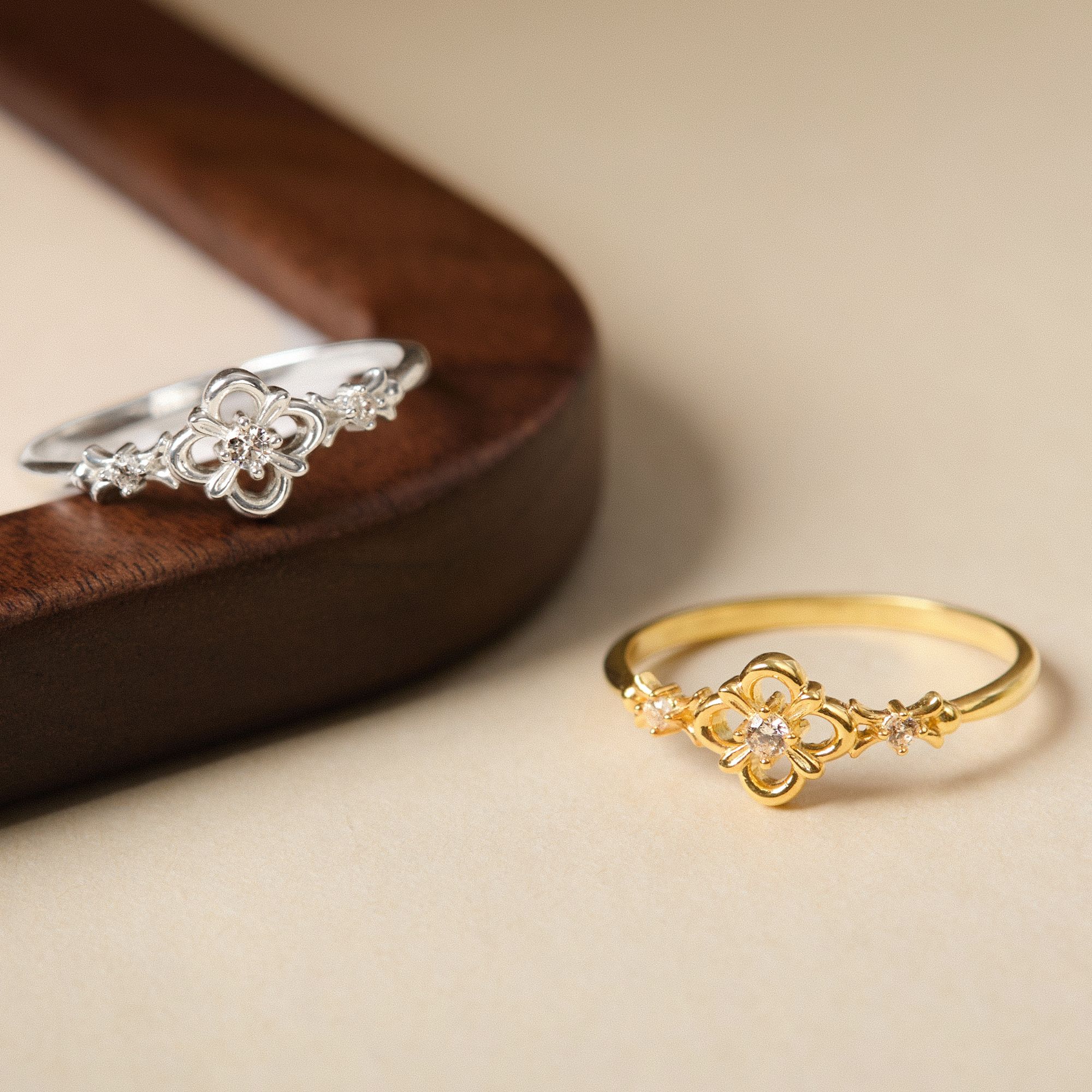 Nhẫn Bạc 925 Cỏ 4 Lá Đính Đá Lucky Clover - VCR46