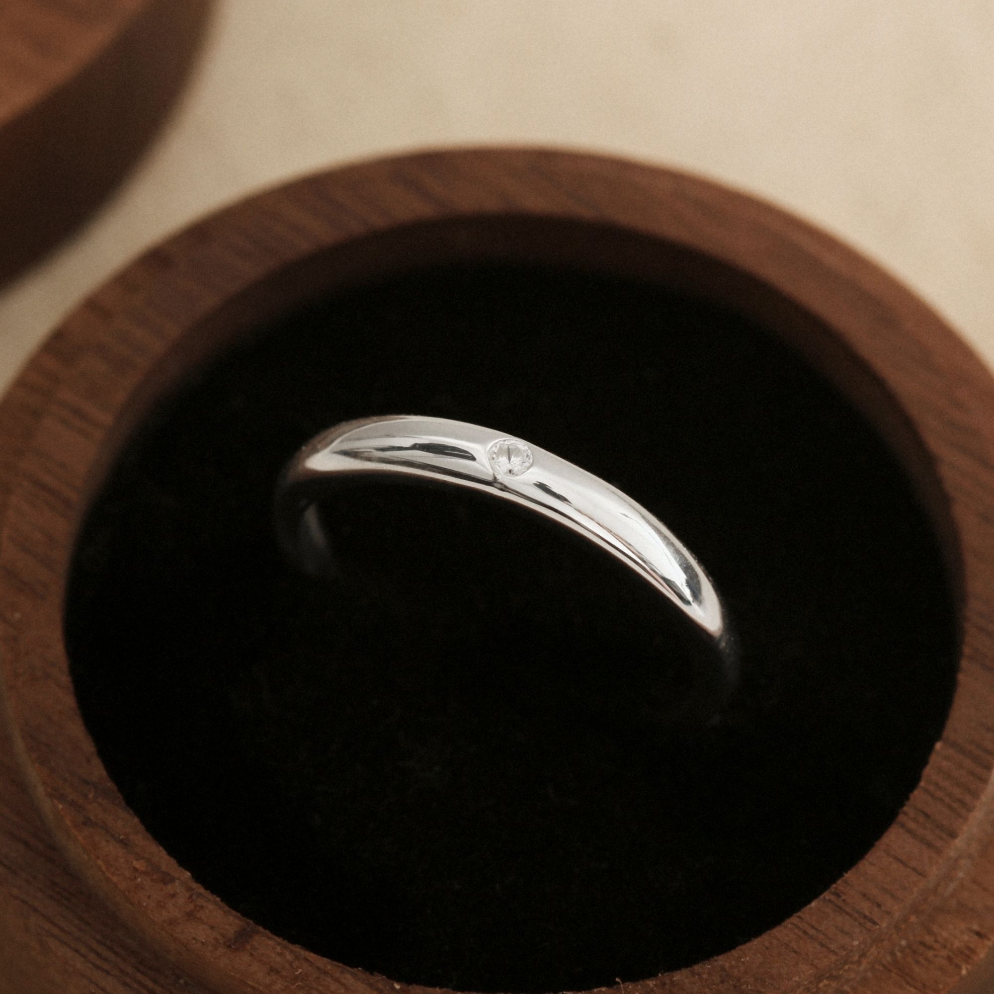 Nhẫn Freesize Bạc 925 Đính Đá Chìm Classic Cho Nam Đeo Cặp Đôi - VCR509