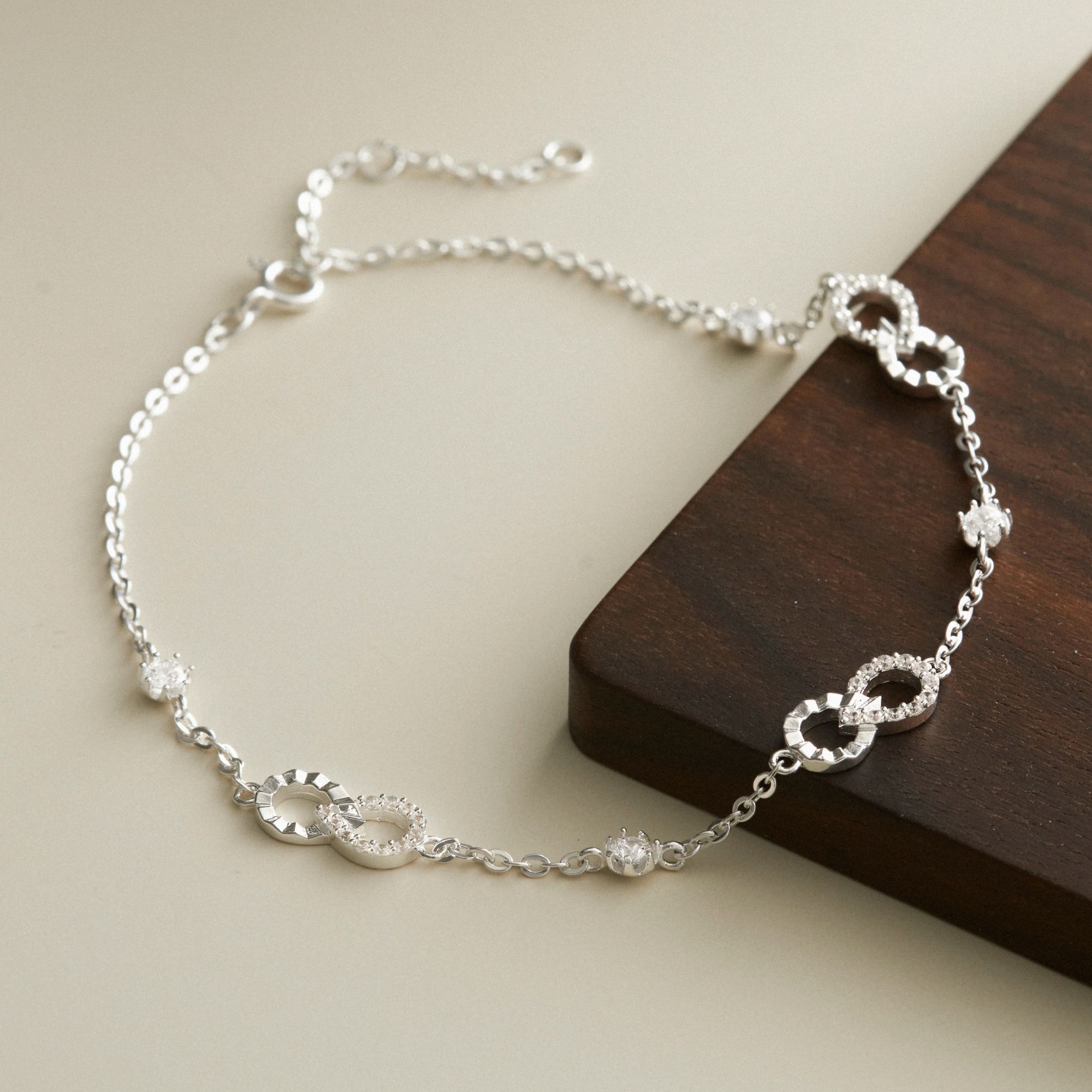 Lắc Chân Bạc 925 Tình Yêu Vô Cực Đính Đá Bond Anklet - VGA02