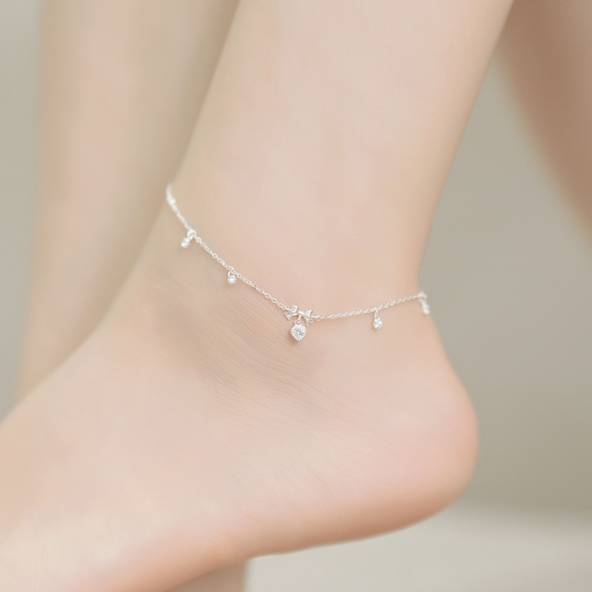 Lắc Chân Bạc 925 Hình Nơ Treo Trái Tim Đính Đá CARA LUNA - Heart Bow Tie - VGA04
