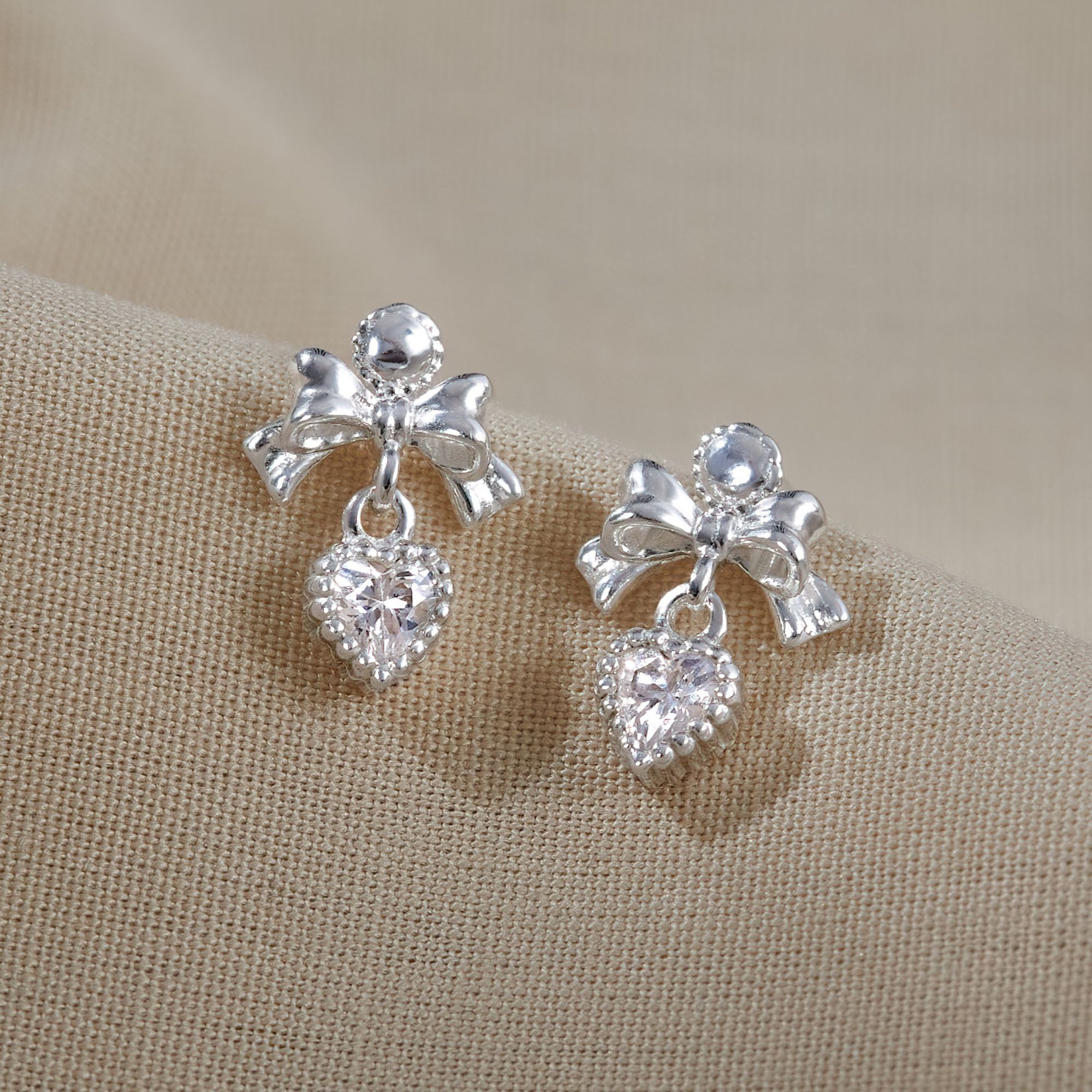 Quà Tặng 8/3 Hoa Tai Bạc 925 Hình Nơ Treo Trái Tim Đính Đá CARA LUNA - Heart Bow Tie Stud - VGE20