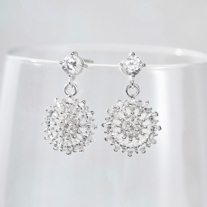 Khuyên Tai Bạc 925 Bông Tuyết Tròn Đính Đá Winter Snow - VUE506