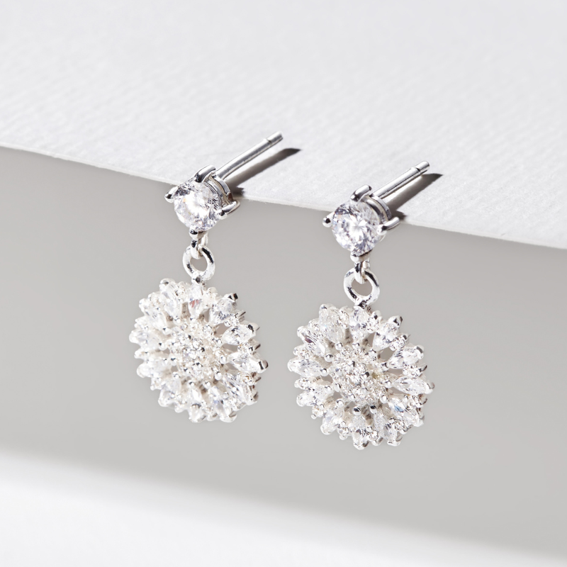 Khuyên Tai Bạc 925 Bông Tuyết Tròn Đính Đá Winter Snow - VUE506