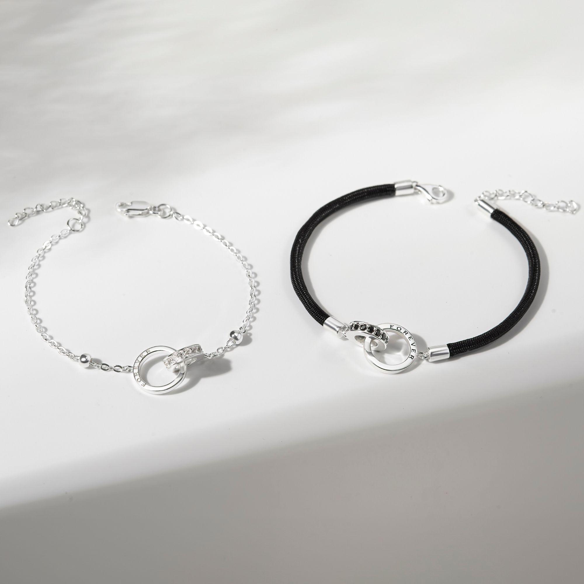 (Một Cặp) Bộ Vòng Tay Đôi Đính Đá Vòng Tròn Lồng Tình Yêu Nam Nữ Eternity Love - Trang Sức Cặp Đôi Ý Nghĩa - VYB29 & VYB57