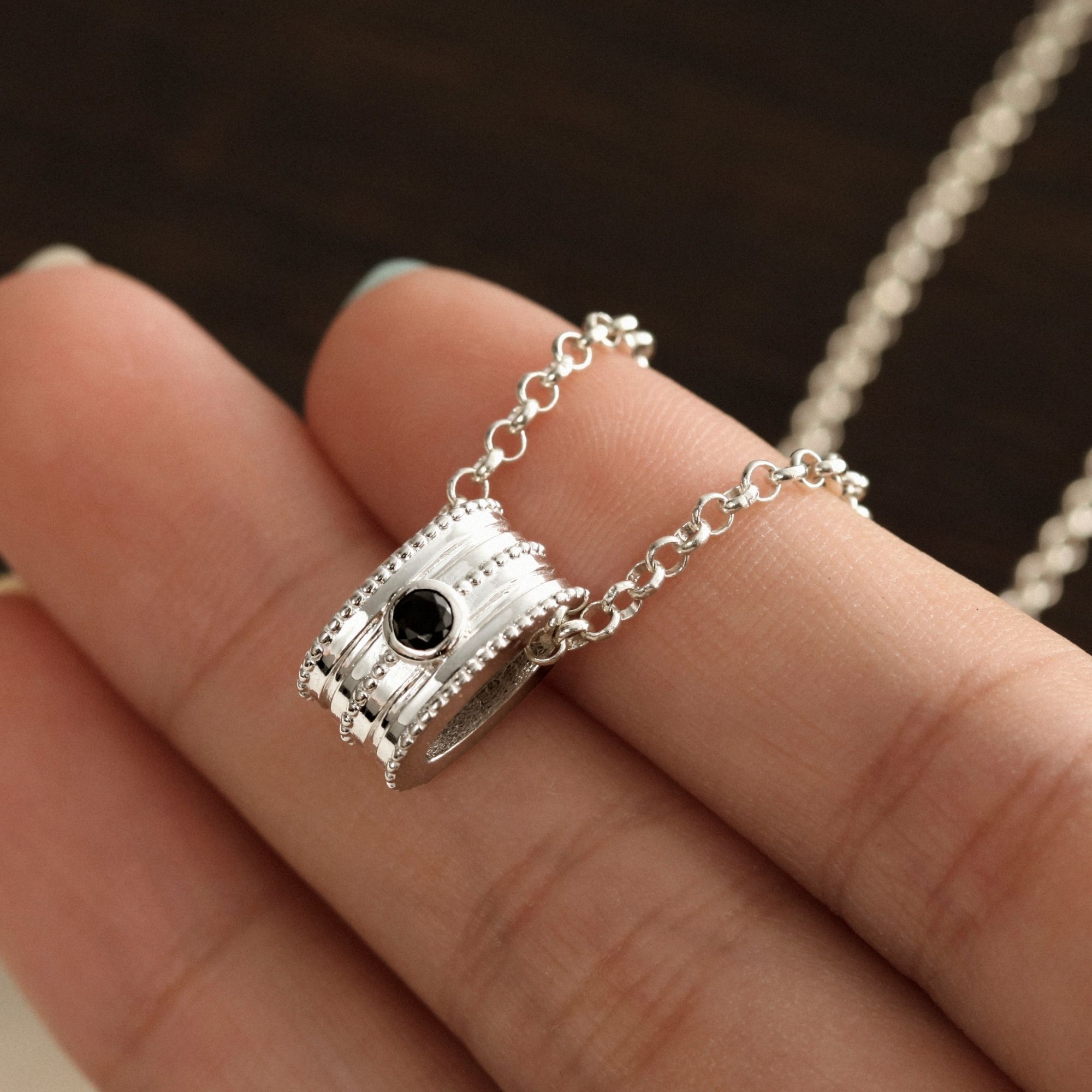 Dây Chuyền Nam Bạc 925 Mặt Ống Trụ Đính Đá Đen Tube Necklace - VYN73