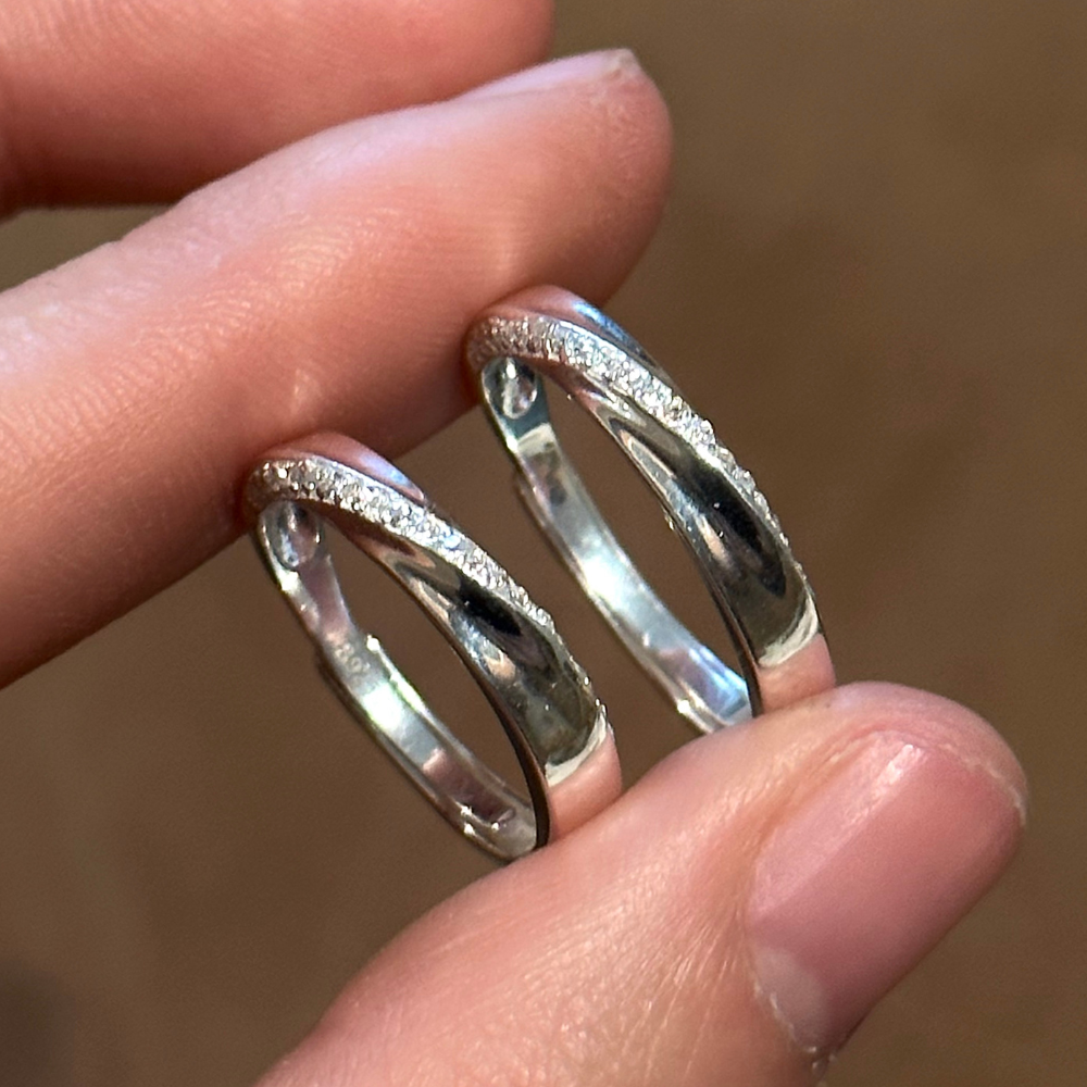 (Một Cặp) Nhẫn Đôi Bạc 925 Freesize Tình Yêu Symbols Of Love - VYR03 & VYR04
