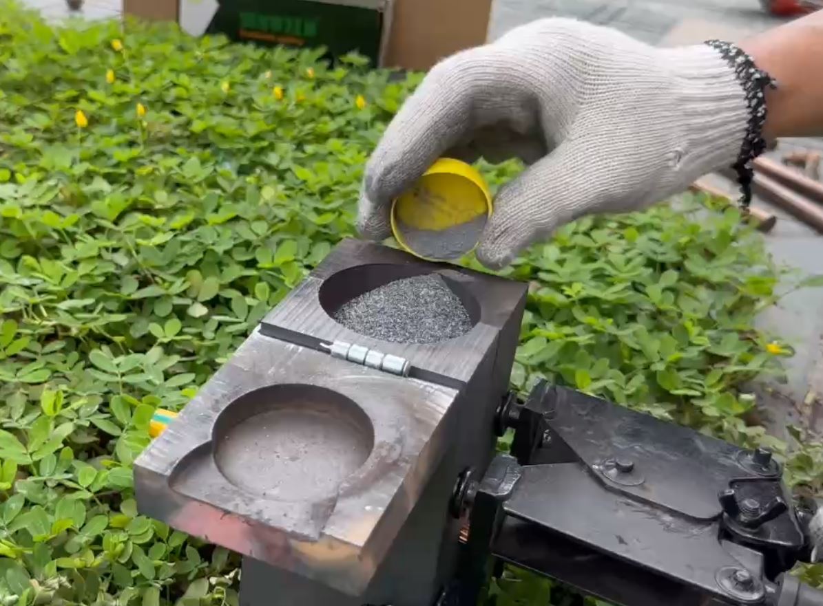 Sử dụng thuốc hàn SUNWELD để hàn cọc tiếp địa