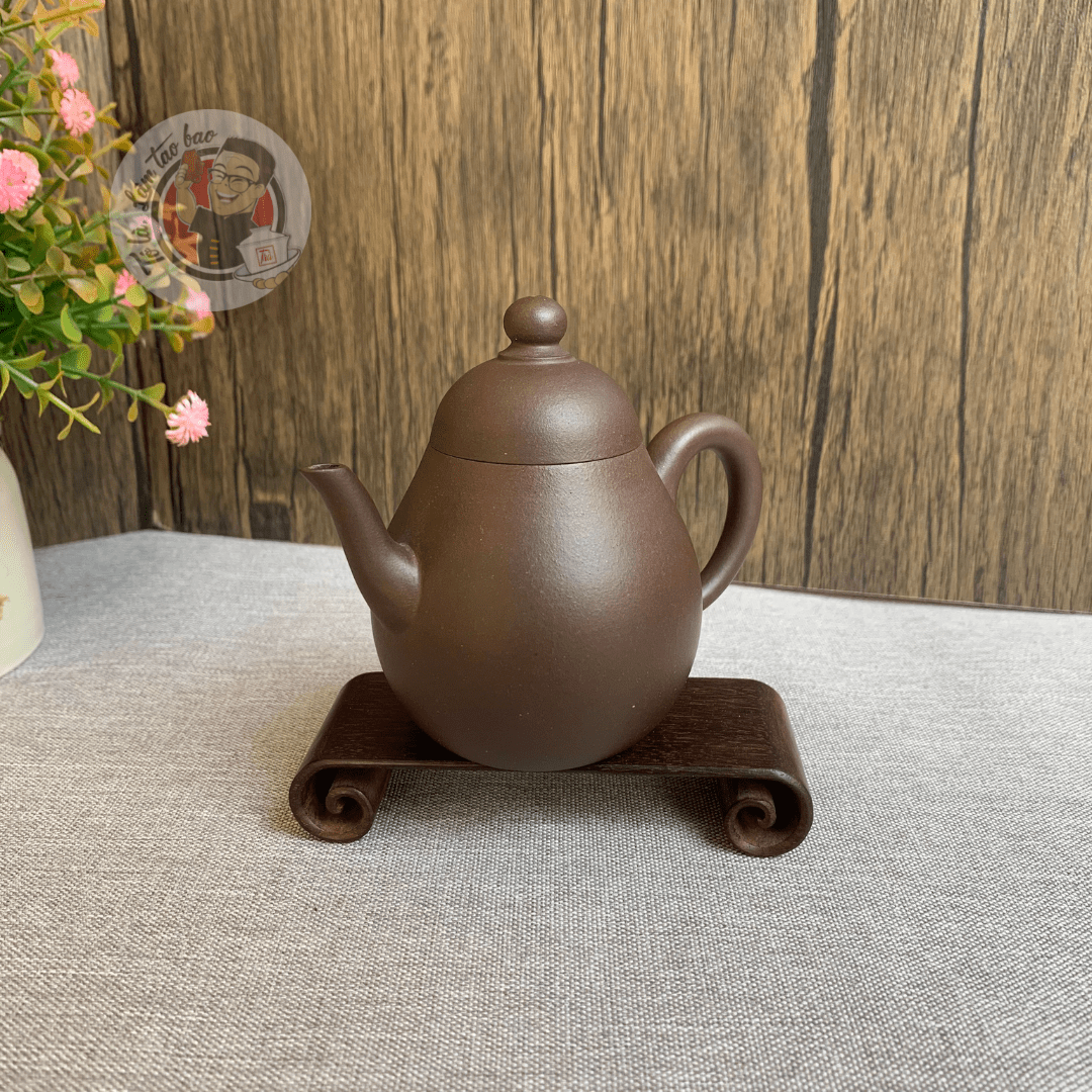 Ấm Lê Hình Tử Nê