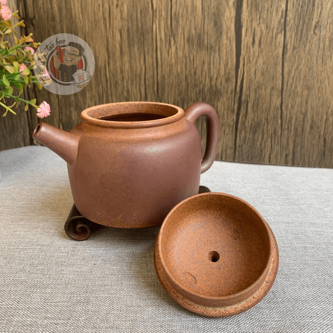 Ấm Đức Chung Nung Củi