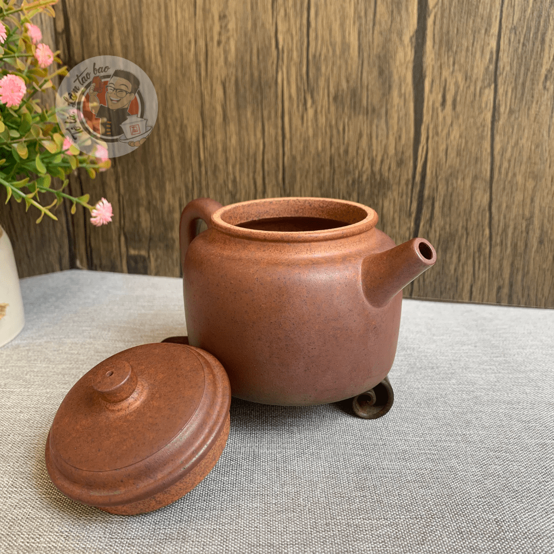 Ấm Đức Chung Nung Củi