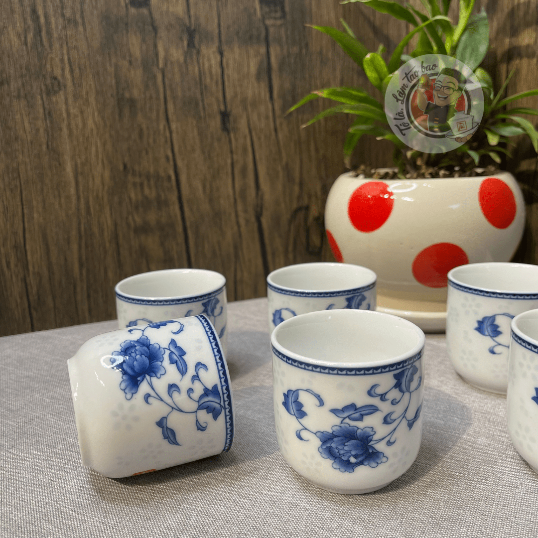 Bộ Chén Sứ Mã 11