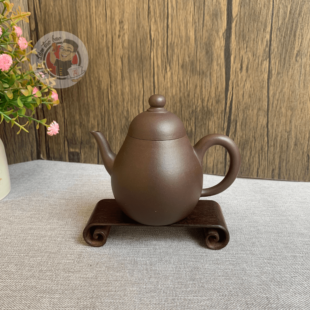 Ấm Lê Hình Tử Nê