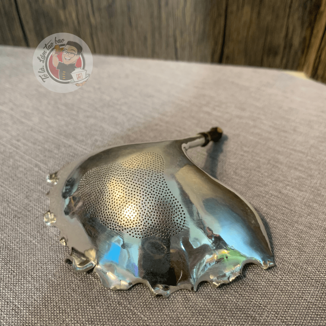 Lọc Bạc chiếc lá con ong