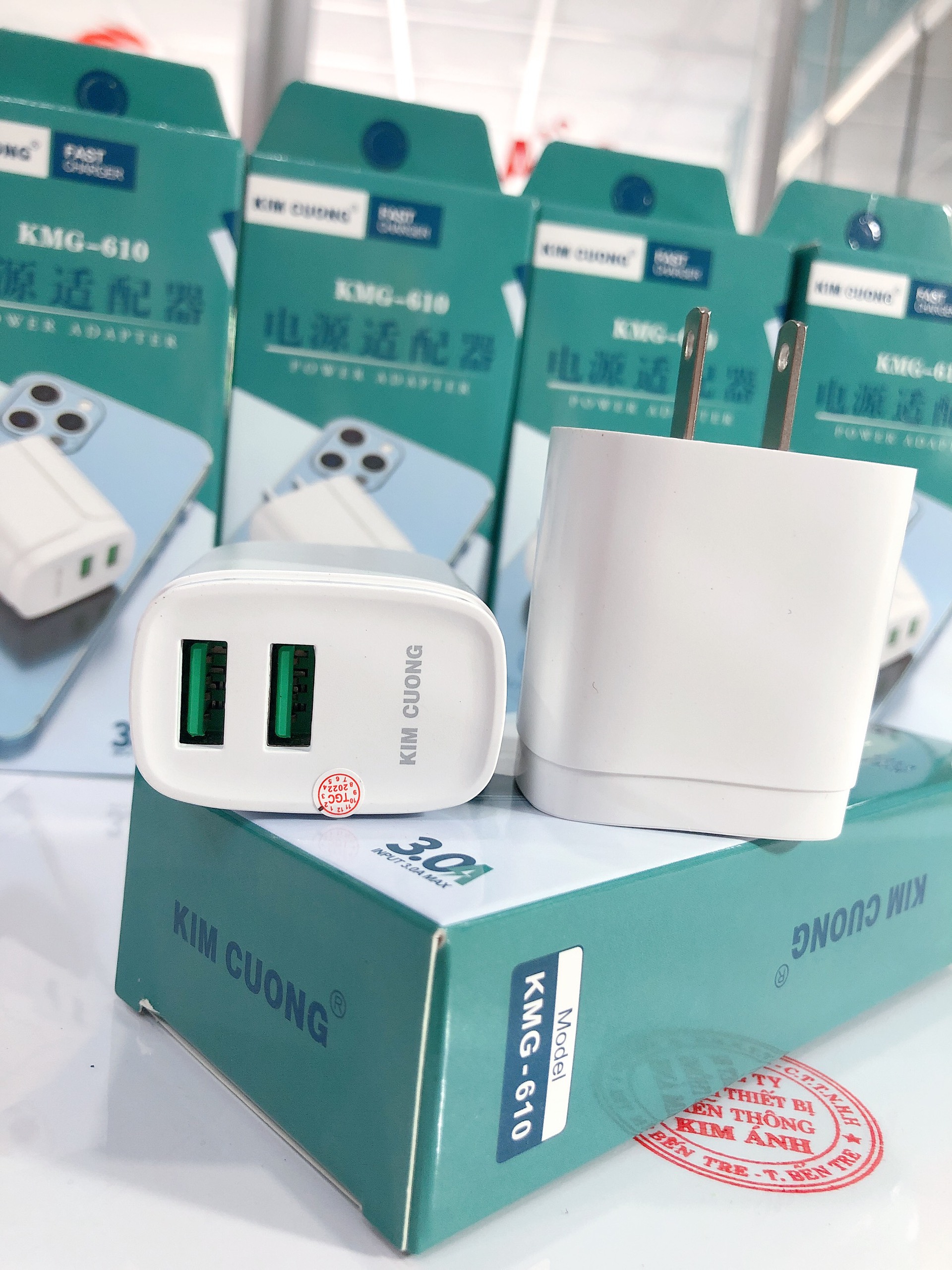 Cóc Sạc Nhanh Kim Cương 3A hiệu KMG 610 có 2 Cổng Sạc Usb - Hàng Chính Hãng