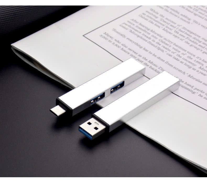 Thiết bị mở rộng cổng USB ( Hub USB), từ 1 ra 3 cổng USB, giúp công việc thuận tiện không phải thay chuôi cắm nhiều lần