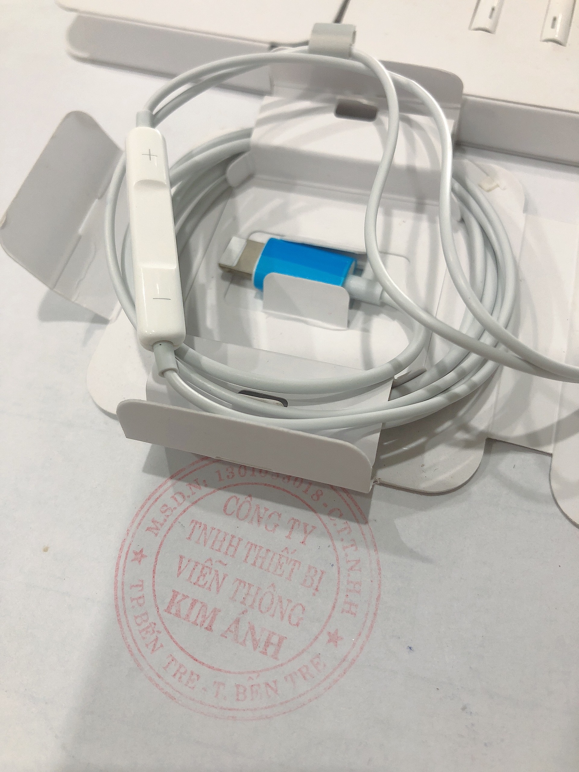 Tai nghe Iphone chân cắm Linghtning, kết nối auto tự động, loại linh kiện tốt nghe hay