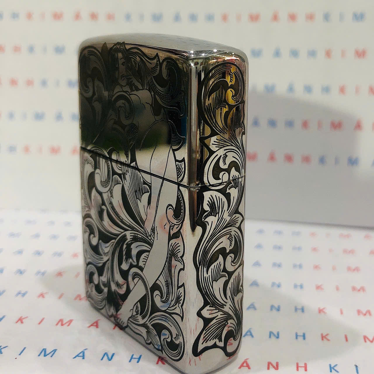 Bật lửa Zippo chủ đề Thiếu Nữ High Polish, hàng chính hãng do Kim Ánh nhập khẩu có giấy Hải Quan đi kèm