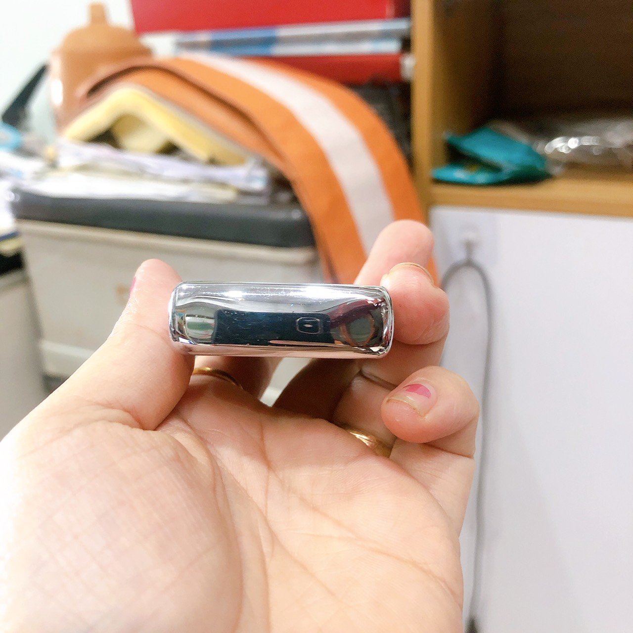 Bật lửa Zippo Mỹ xưa Brush Chrome xước ngang, Khắc ăn mòn đổ sơn chủ, sản xuất 1981, Hàng chính hãng