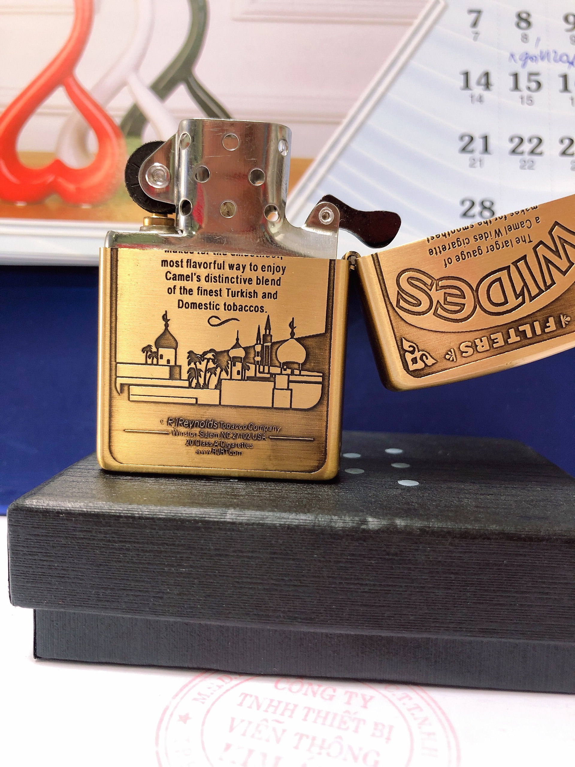 Bật Lửa Zippo Khắc Ăn Mòn Mẫu Lạc Đà, Có tem đỏ