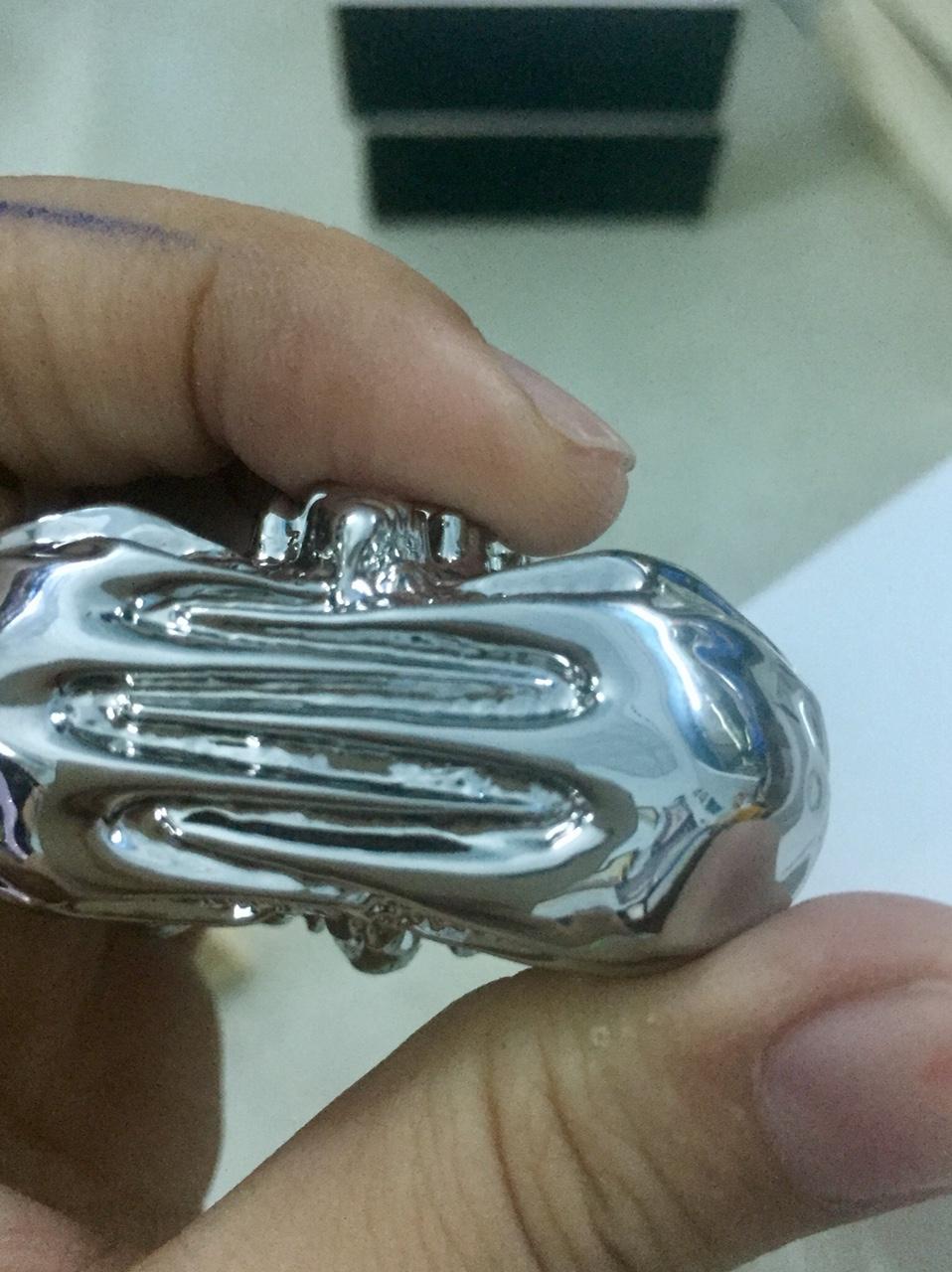 BẬT LỬA CHIEF HÌNH ĐẦU LÂU BẠC