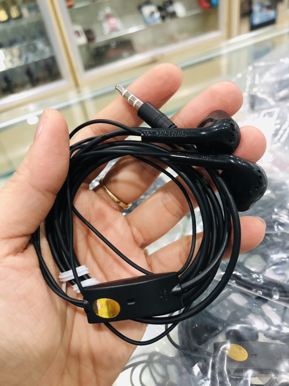 TAI NGHE M20 ZIN BÓC MÁY DÙNG CHO ĐIỆN THOẠI SAMSUNG, ZẮC 3.5 LY
