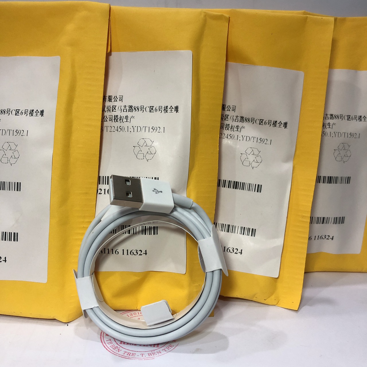 Cáp túi vàng xuất Nhật Loại 6IC Zin chân cắm I , trên dây có in 6IC