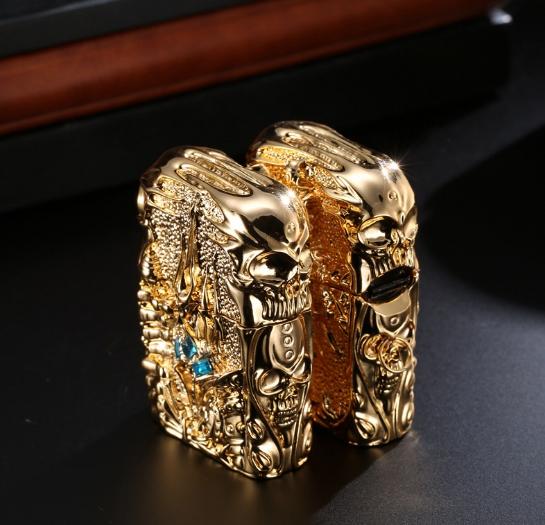 BẬT LỬA CHIEF HÌNH ĐẦU LÂU VÀNG