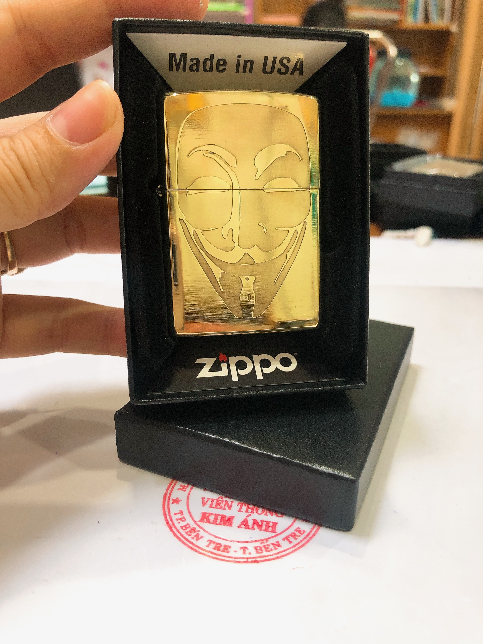 Bật lửa Zippo Mỹ Khắc ăn mòn chủ đề Mặt Nạ HacKer, Bản giới hạn, Hàng chính hãng