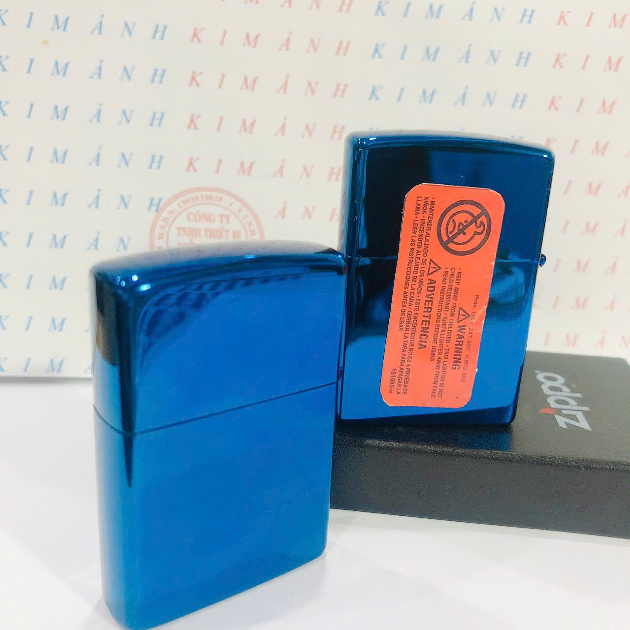Bật lửa, hộp quẹt ZIPPO màu Xanh mộc đáy La Mã loại trơn bóng, Kim Ánh nhập hàng cao cấp vỏ bằng đồng có dán tem đỏ