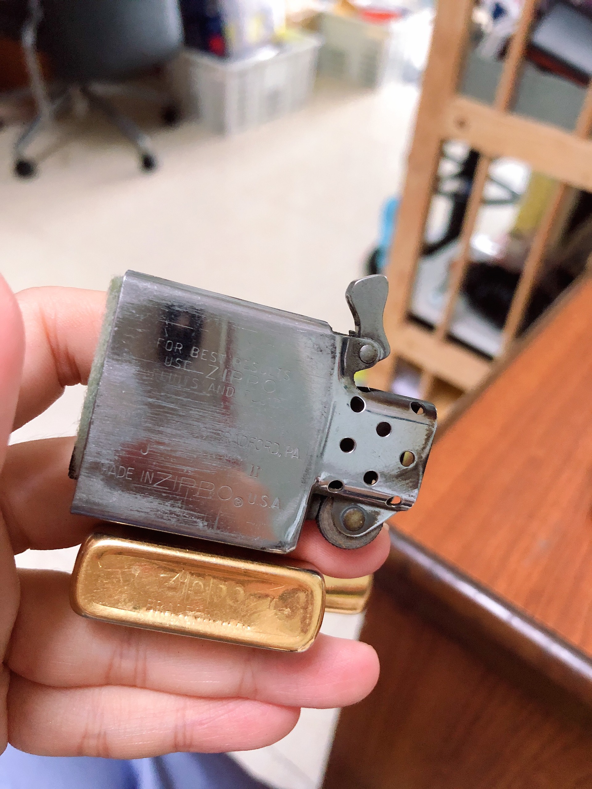 BẬT LỬA ZIPPO MỸ BRASS KHẮC ĂN MÒN ĐẢO GUAM U.S.A, SẢN XUẤT 1986
