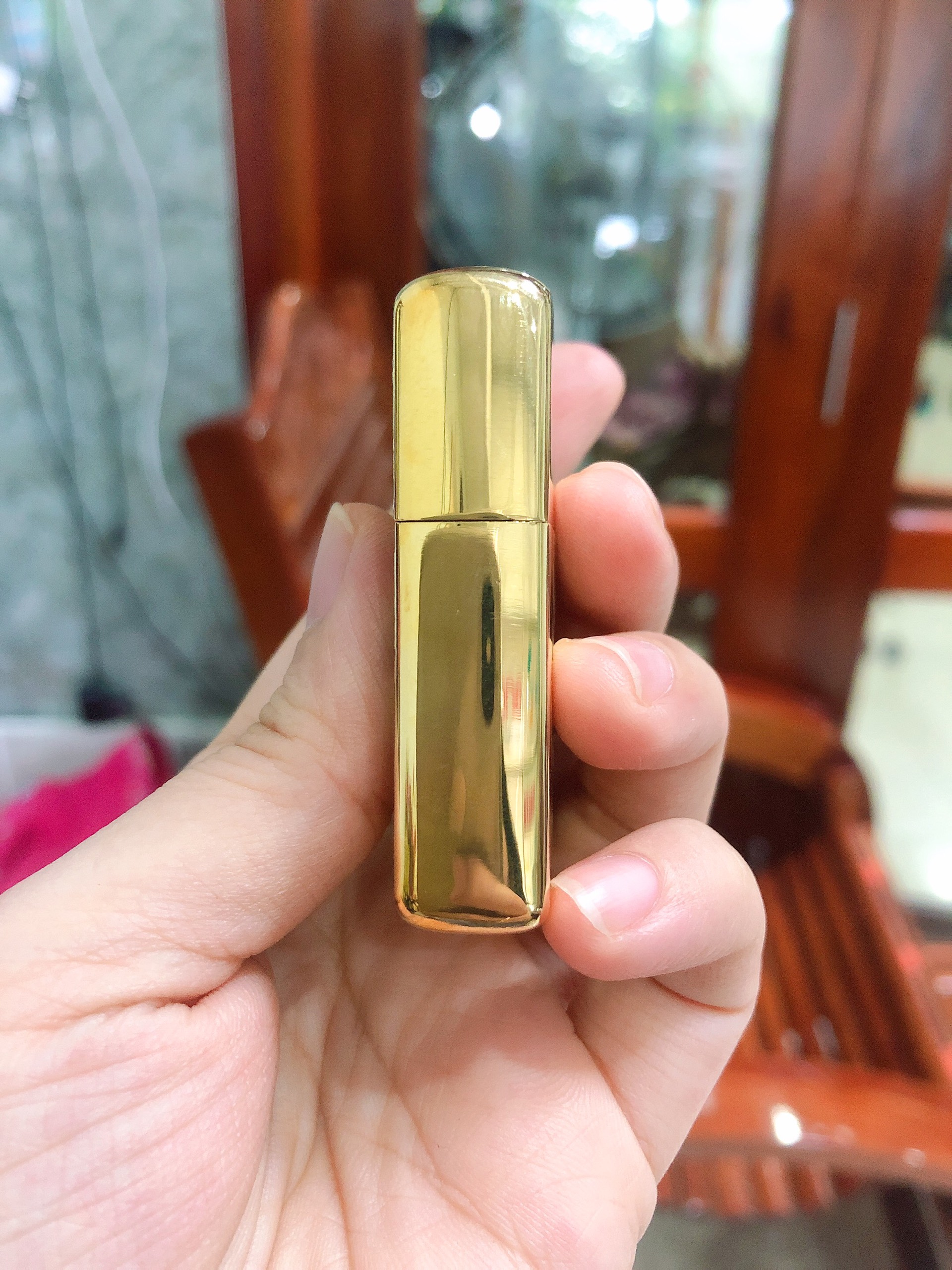 BẬT LỬA, HỘP QUẸT ZIPPO ARMOR VỎ DẦY KHẮC ĂN MÒN ĐẦU MÃNH HỔ, RUỘT TRẮNG, CÓ TEM ĐỎ