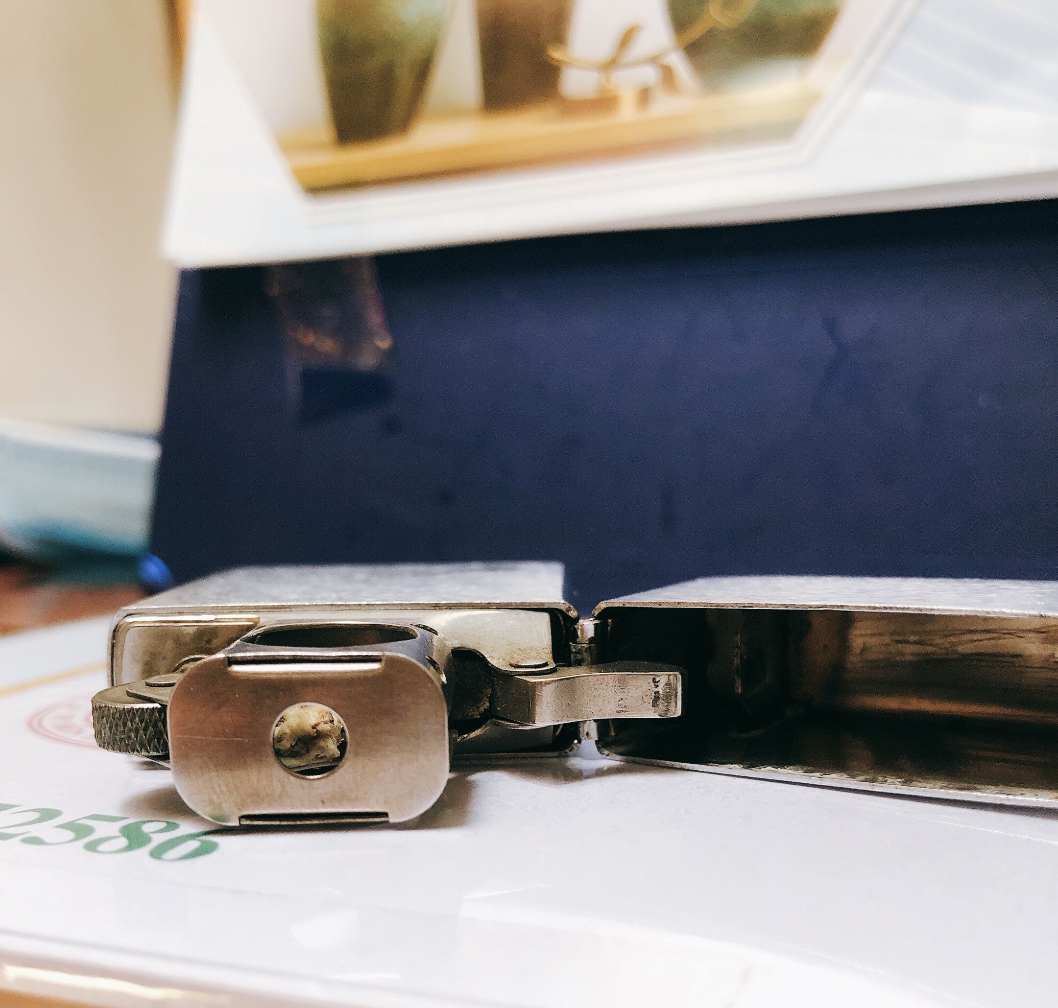 BẬT LỬA ZIPPO MỸ TTẨU chrome brushed, Mộc ngược, sản xuất 1994, Hàng chính hãng