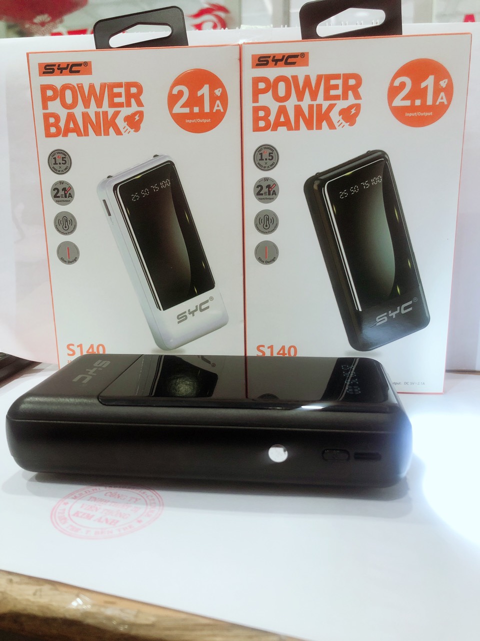 Pin sạc dự phòng chính hãng SYC S140, dung lượng 20000mAh có màn hình hiển thị pin, kèm cáp sạc tiện lợi khi di chuyển