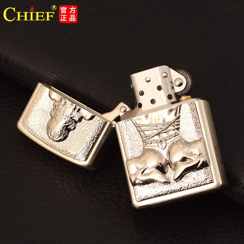 Hộp quẹt Chief đồng nguyên chất đắp nổi chủ đề Cô Gái Quay Lưng, hàng chính hãng