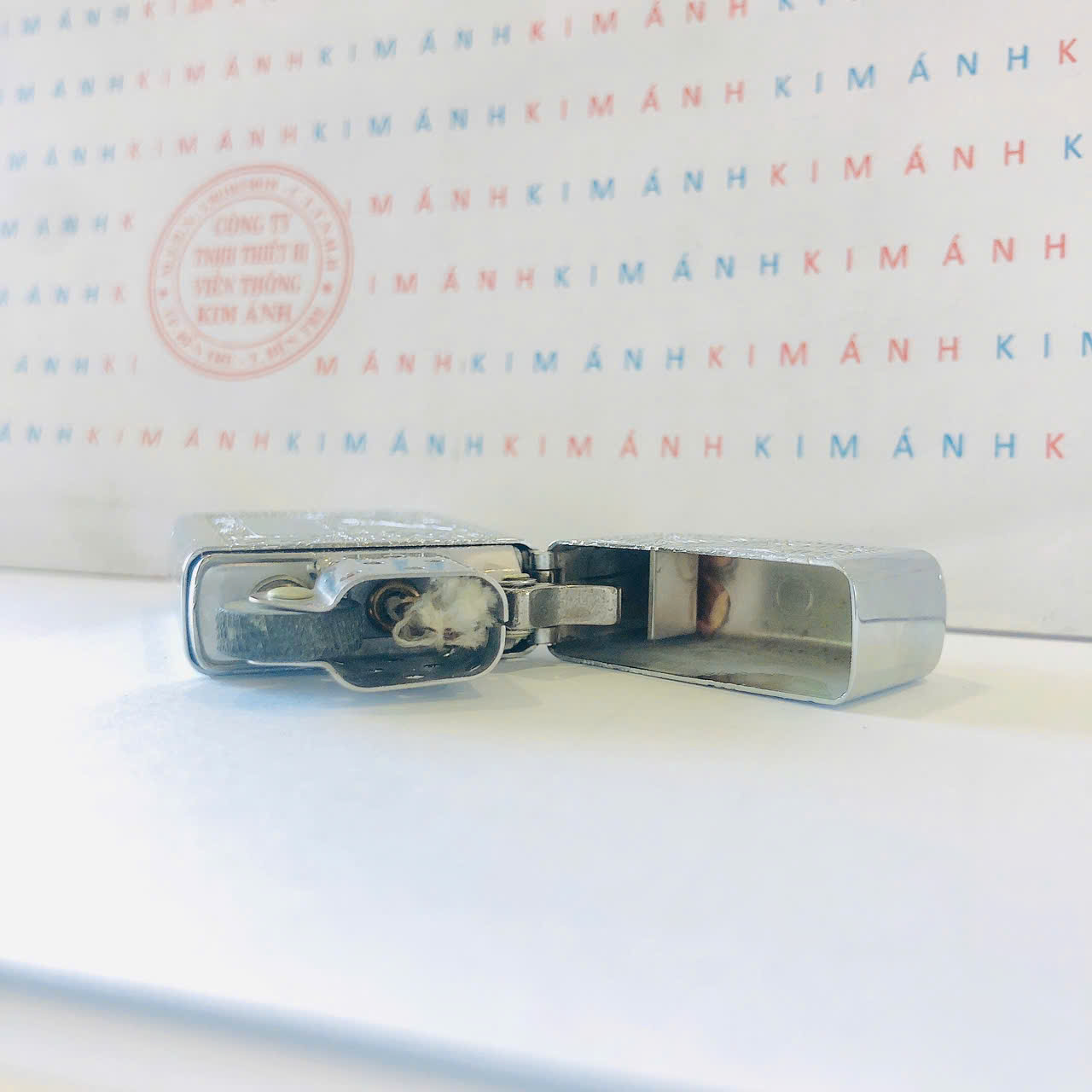 Bật lửa Zippo Slim Mỹ Venetian 1981, Cam kết hàng chính hãng có giấy Hải quan gửi kèm đơn hàng