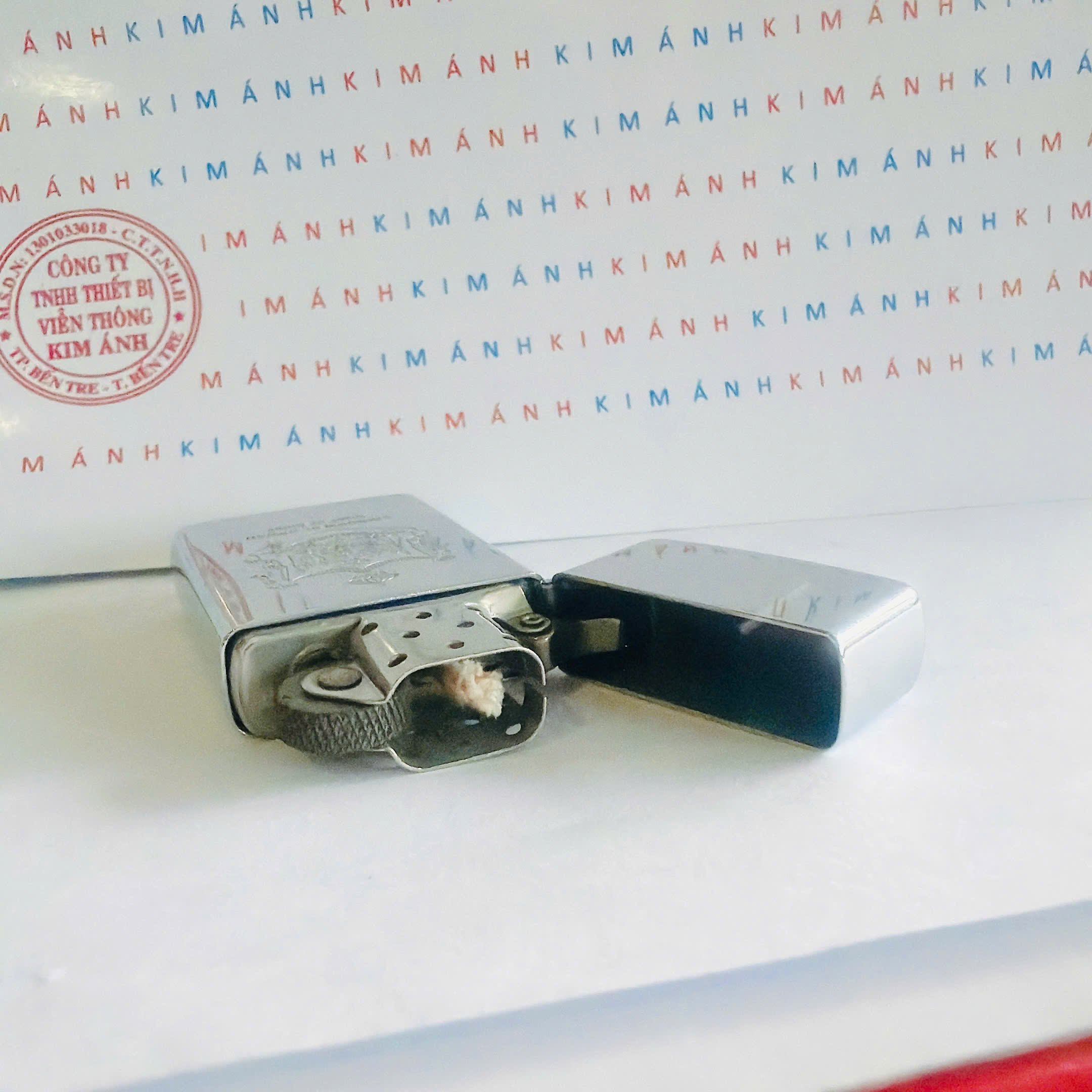 Bật lửa Zippo Slim Mỹ Chủ đề HAWAII Mộc Ngược Hiếm Gặp Sản Xuất 1992, hàng chính hãng có giấy Hải quan gửi kèm đơn hàng
