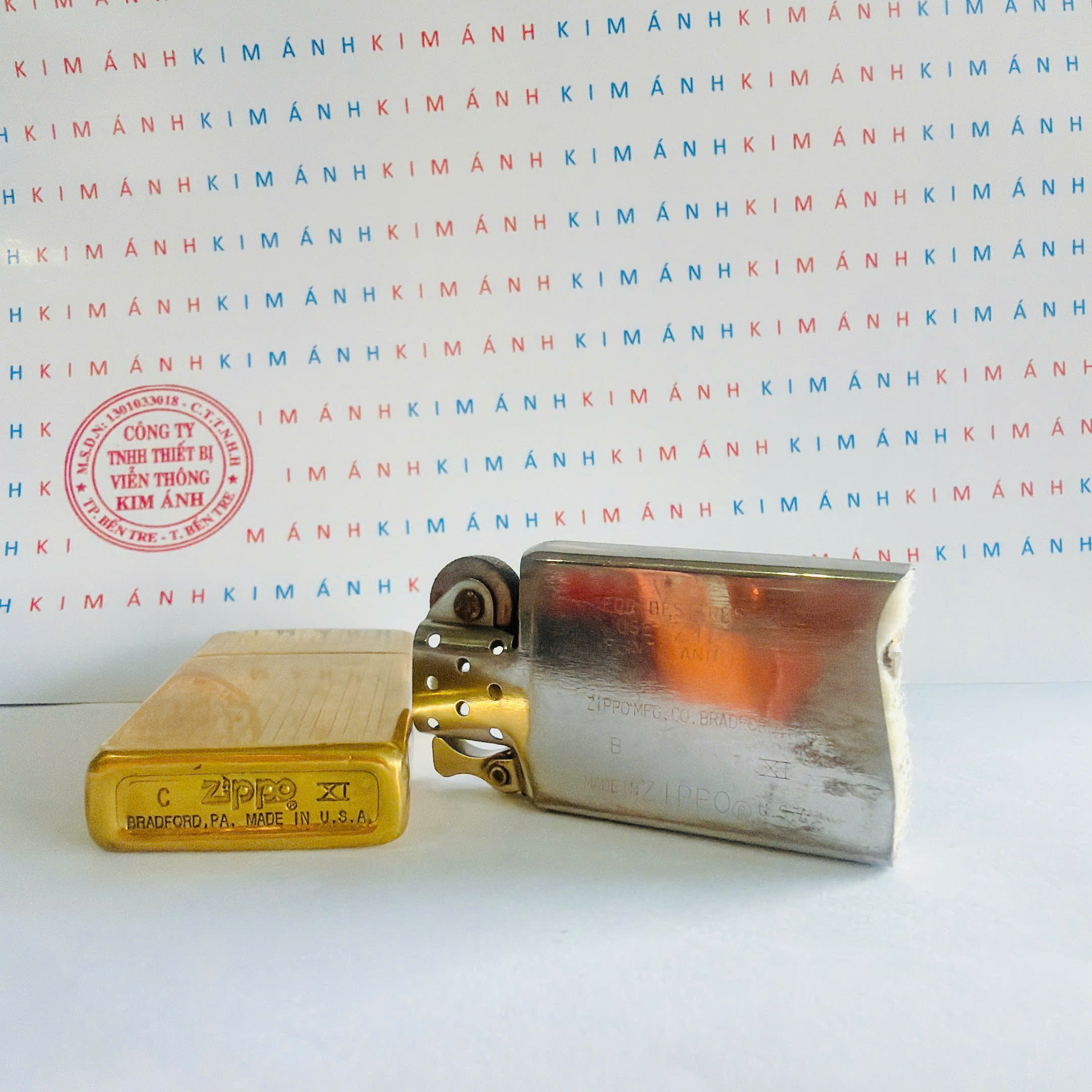 Bật lửa Zippo Slim Mỹ Chính Hãng - 1 Mặt Sọc Dưa 1 Mặt Hoa Văn (Có Giấy Nhập Khẩu)