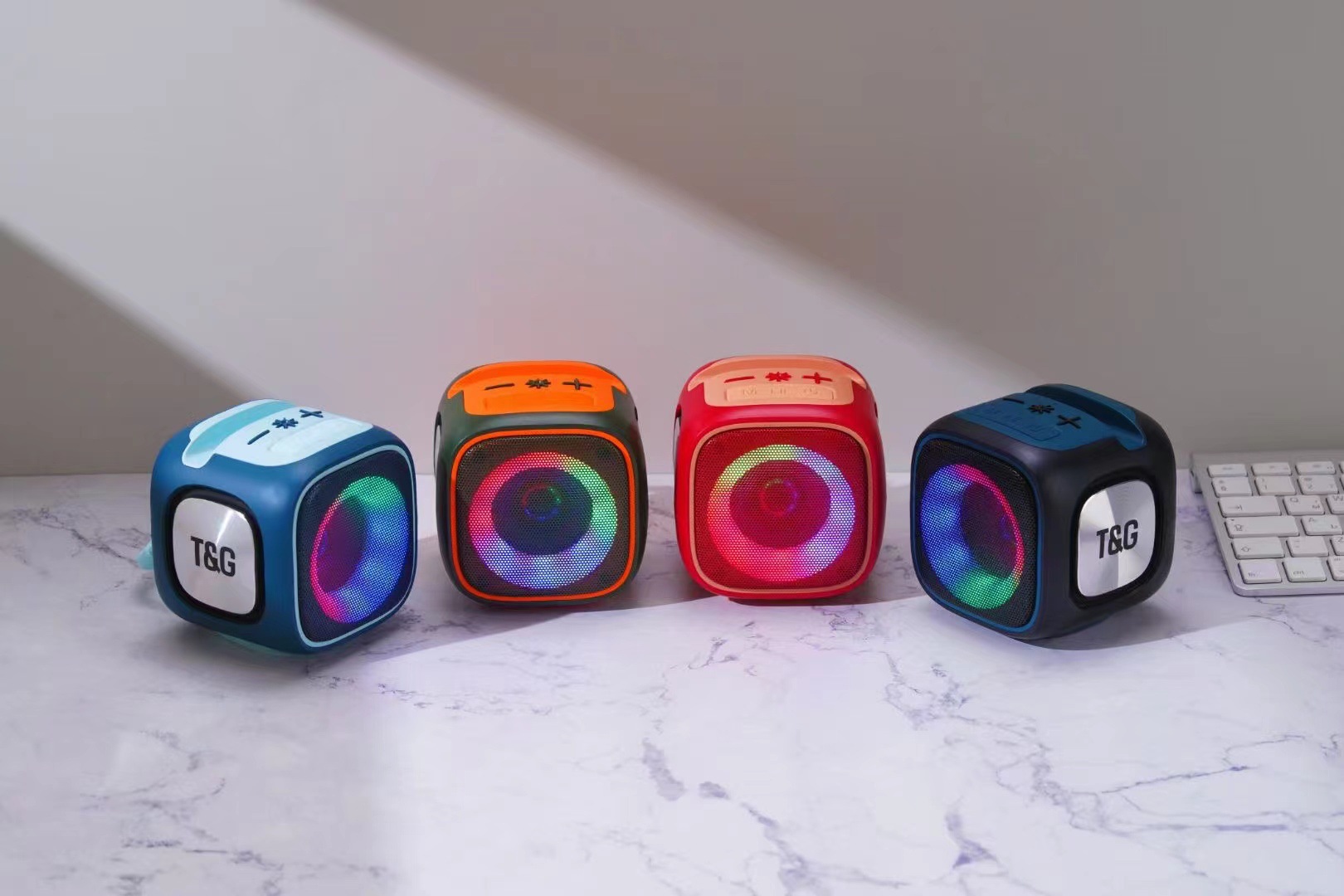 Loa bluetooth TG359 có LED RGB  đẹp, âm thanh hay, bass mạnh mẽ, pinlâu,  không thấm nước