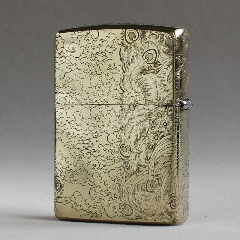 Hột quẹt, bật lửa Zippo MỸ Brass mã 204B khắc ăn mòn đổ sơn 5 mặ Long tranh Hổ đấu, Hàng chính hãng